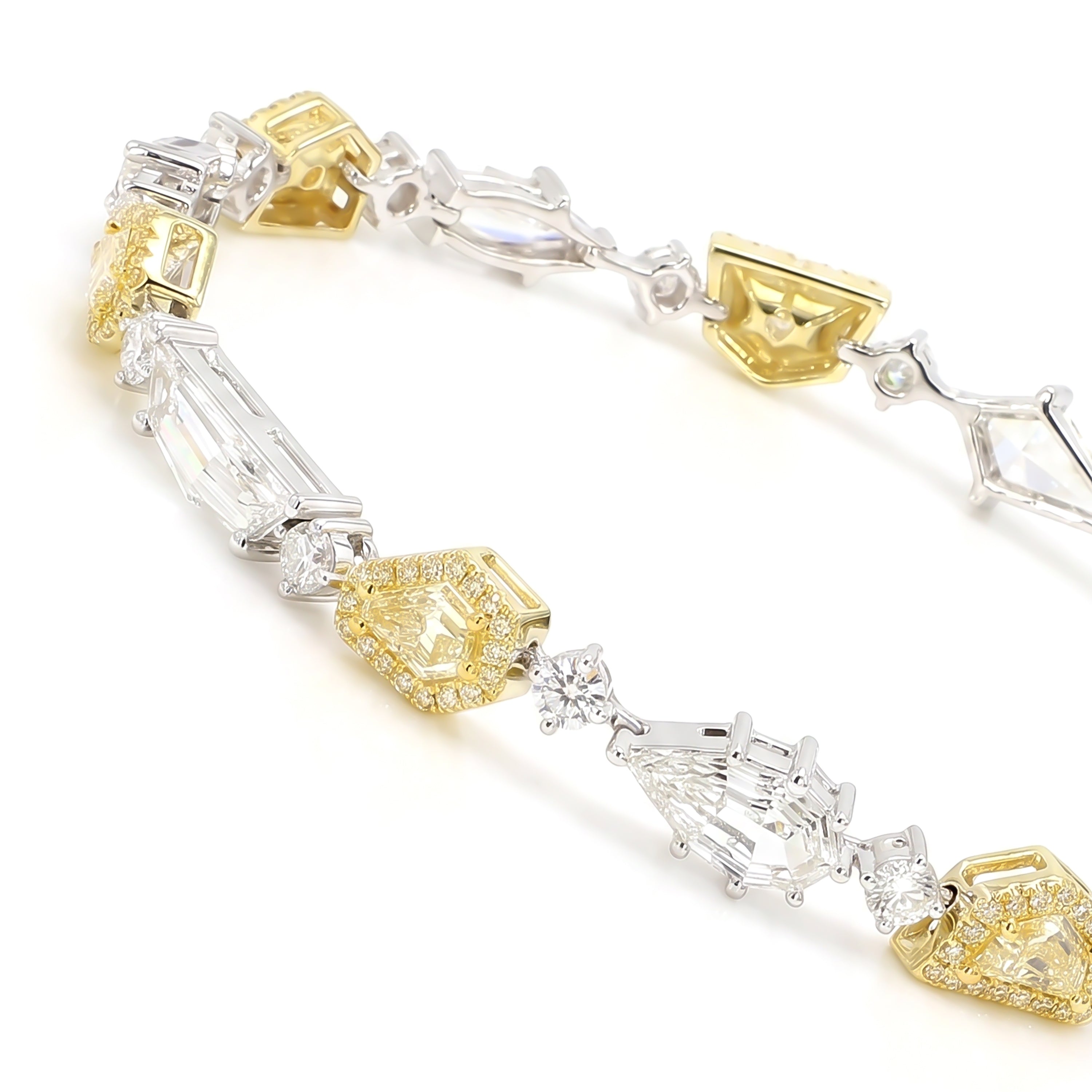 Natural Yellow & White Kite Diamond Bracelet | GIA Certified
