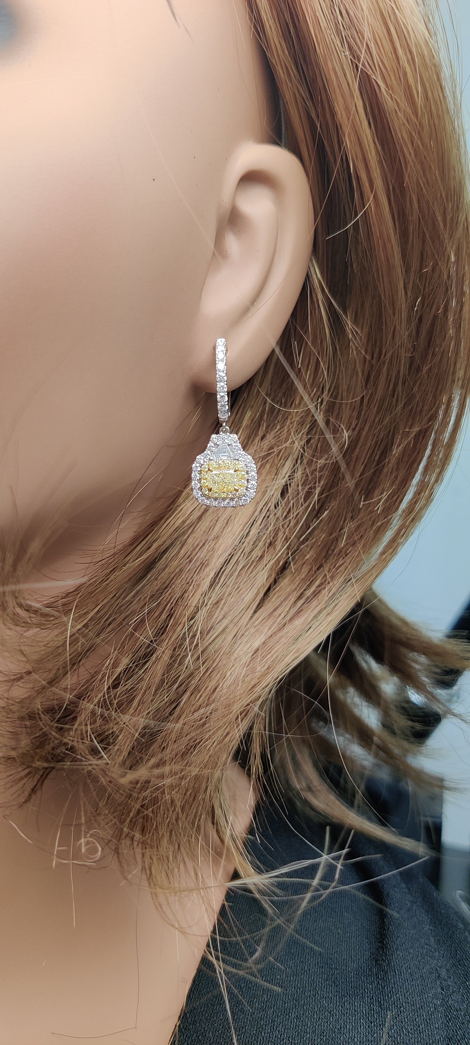 Natural Yellow Cushion Diamond Earring GIA Certified product image 5