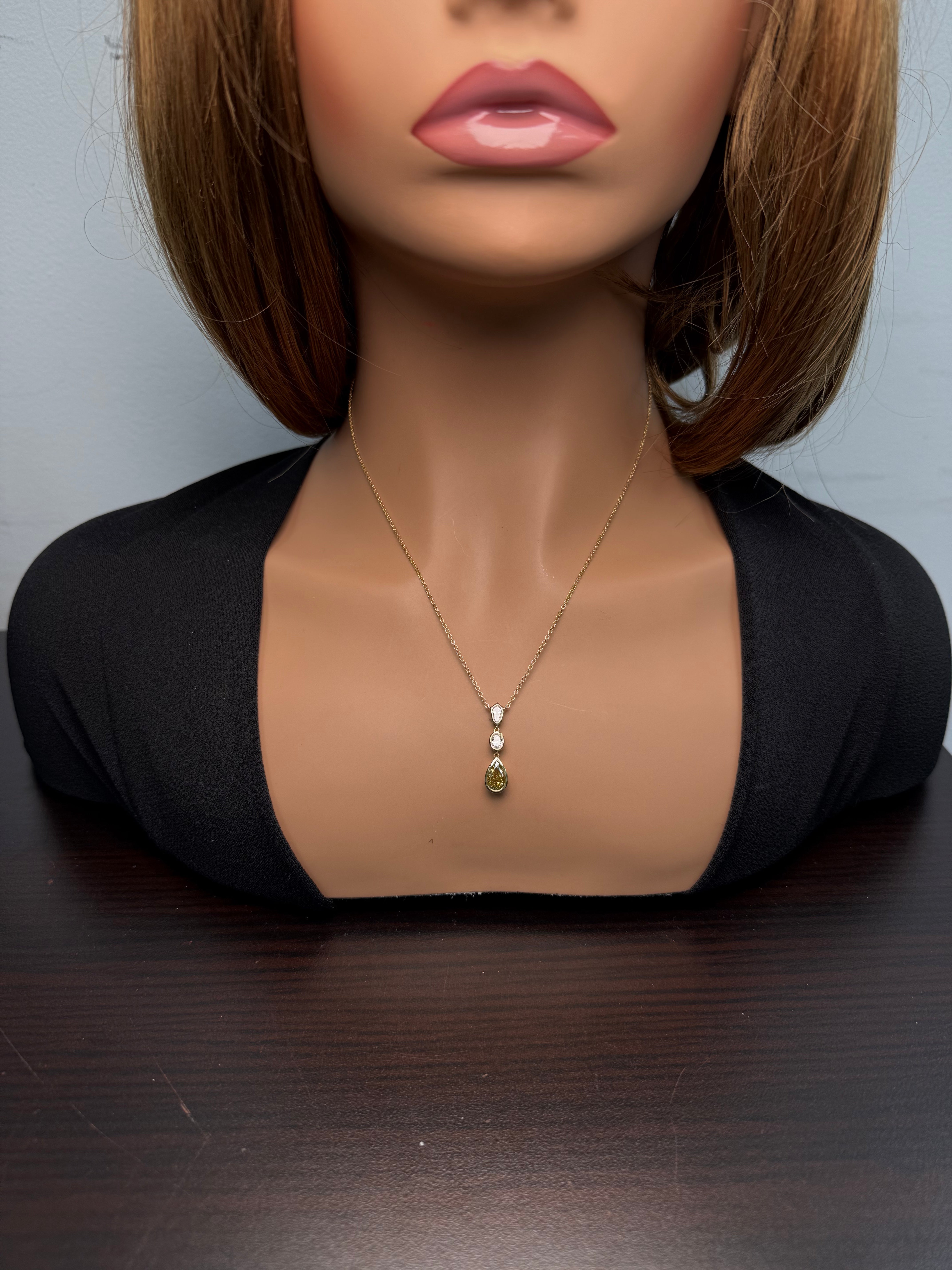 Natural Green Pear Diamond Necklace Gia Certified