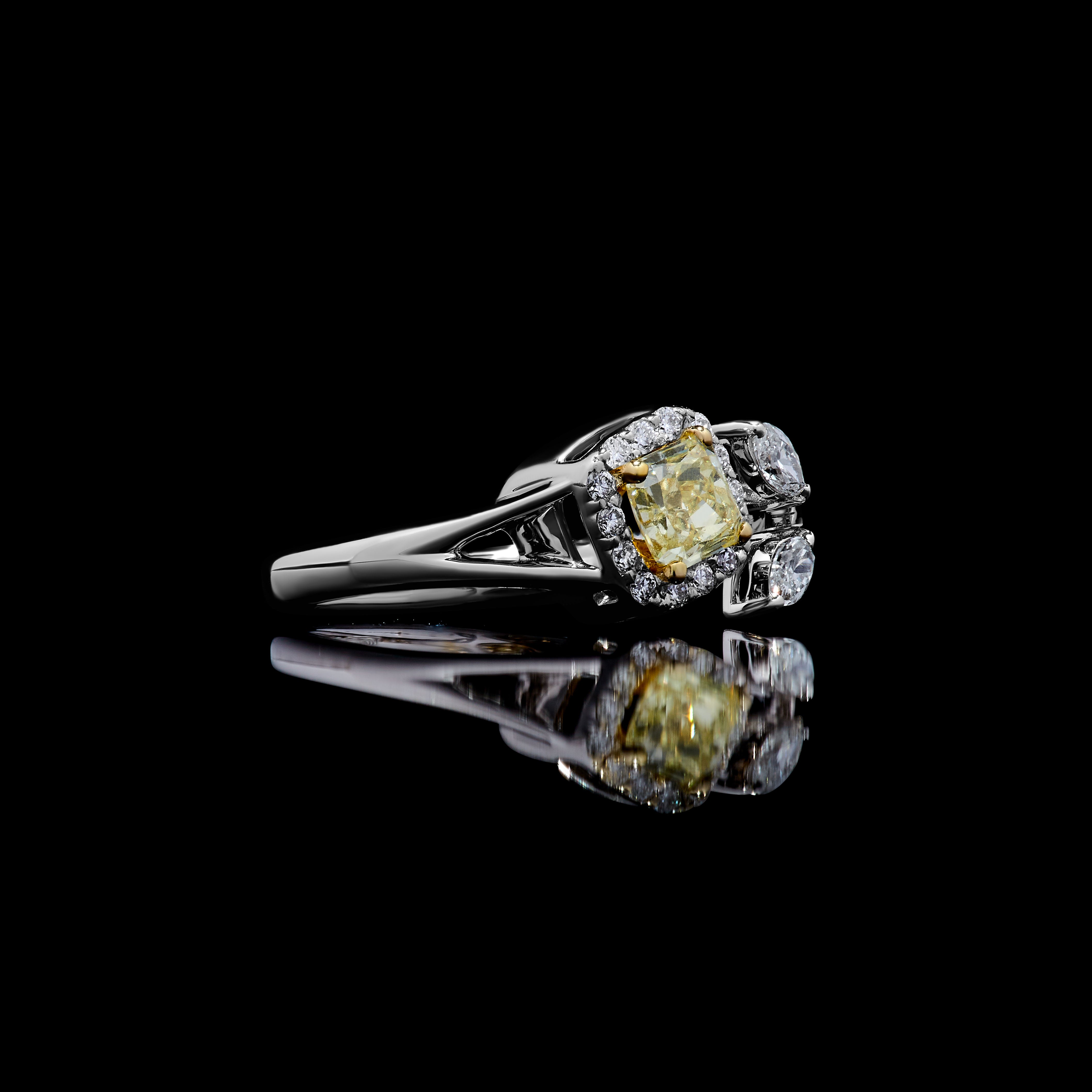 Yellow Cushion Cut Diamond Ring JR01262X