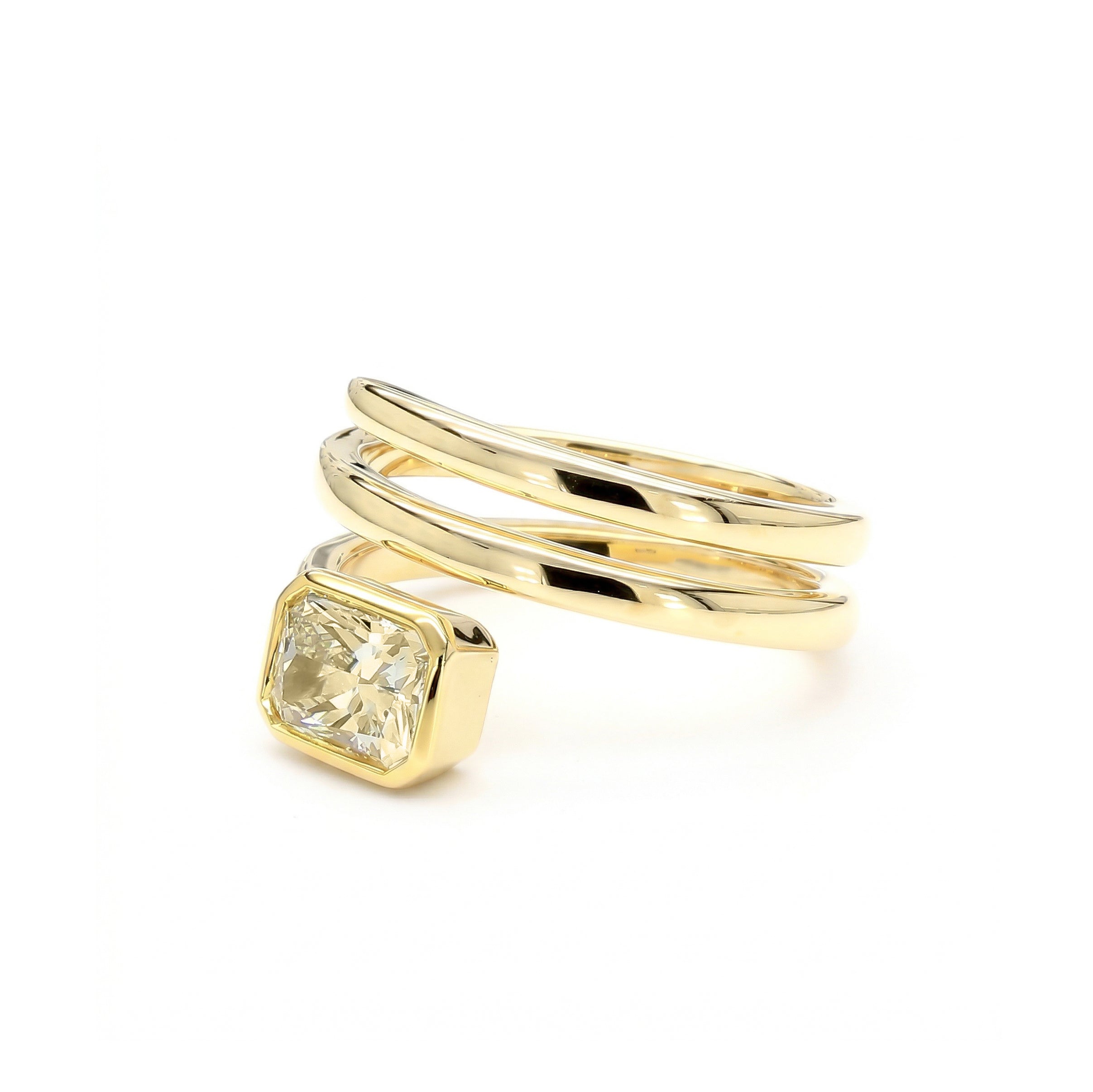 Natural Yellow Radiant Diamond Spiral Bezel Ring | GIA Certified