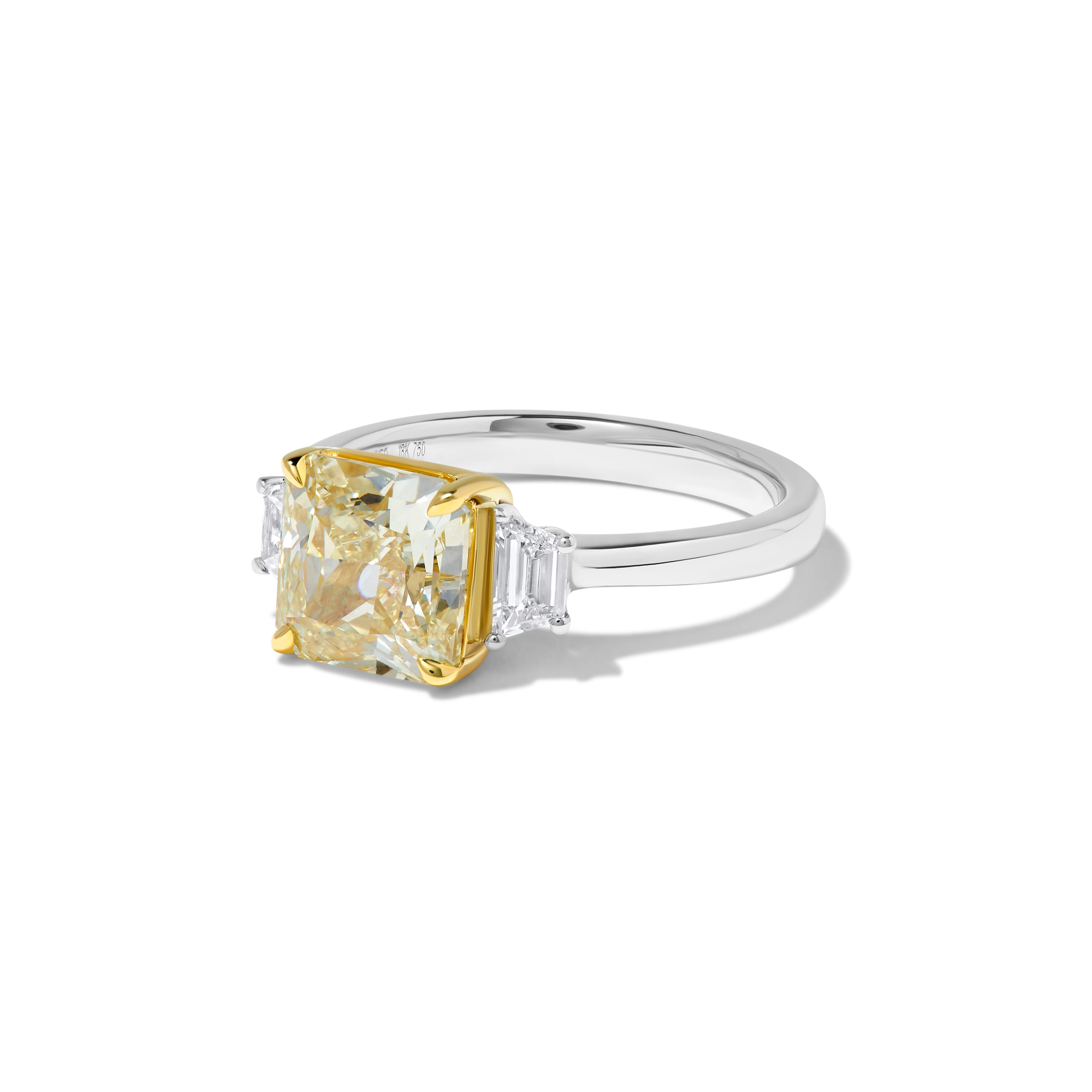 GIA Yellow Radiant Cut Diamond Ring JR3078GH