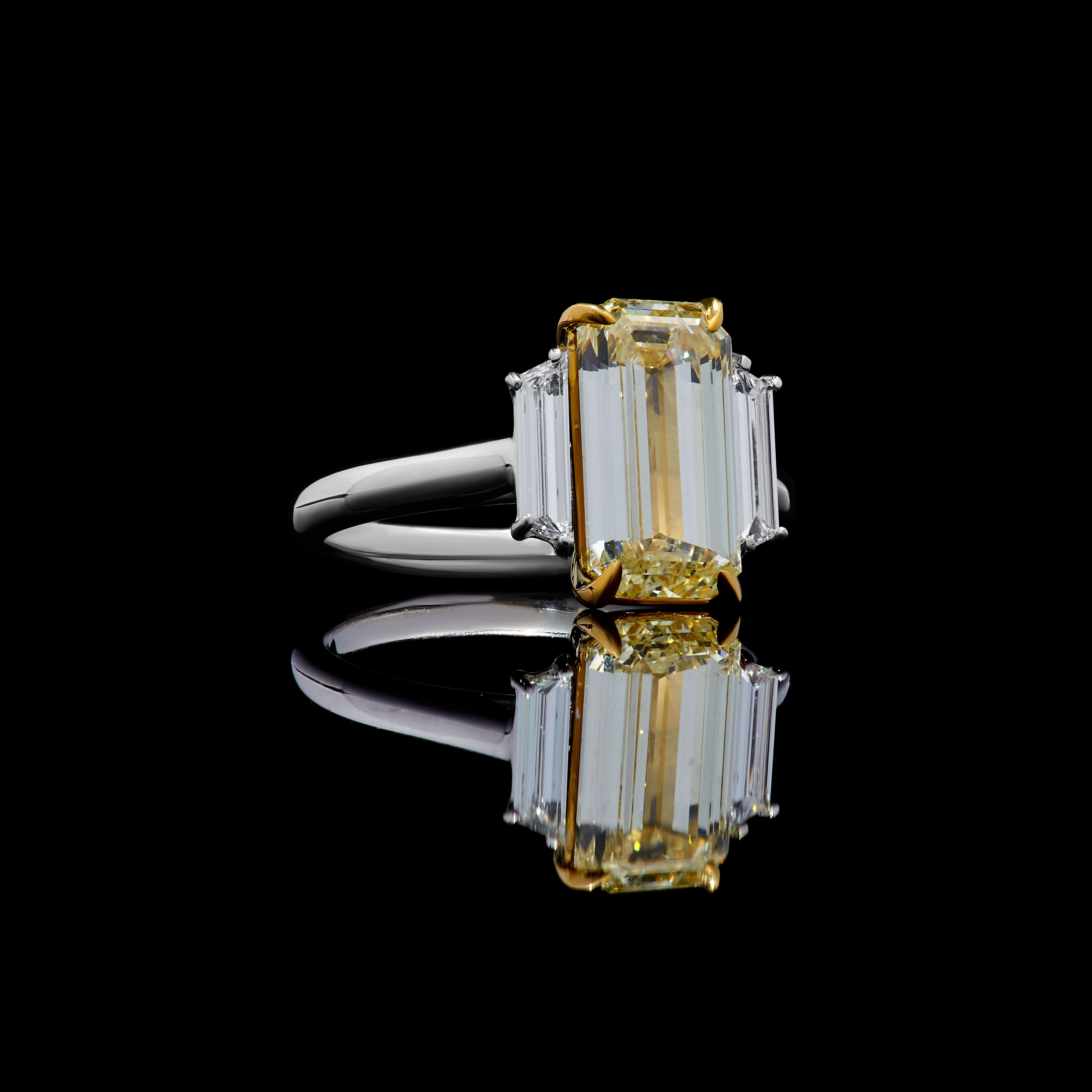 GIA Yellow Emerald Cut Diamond Ring JR3P53GX