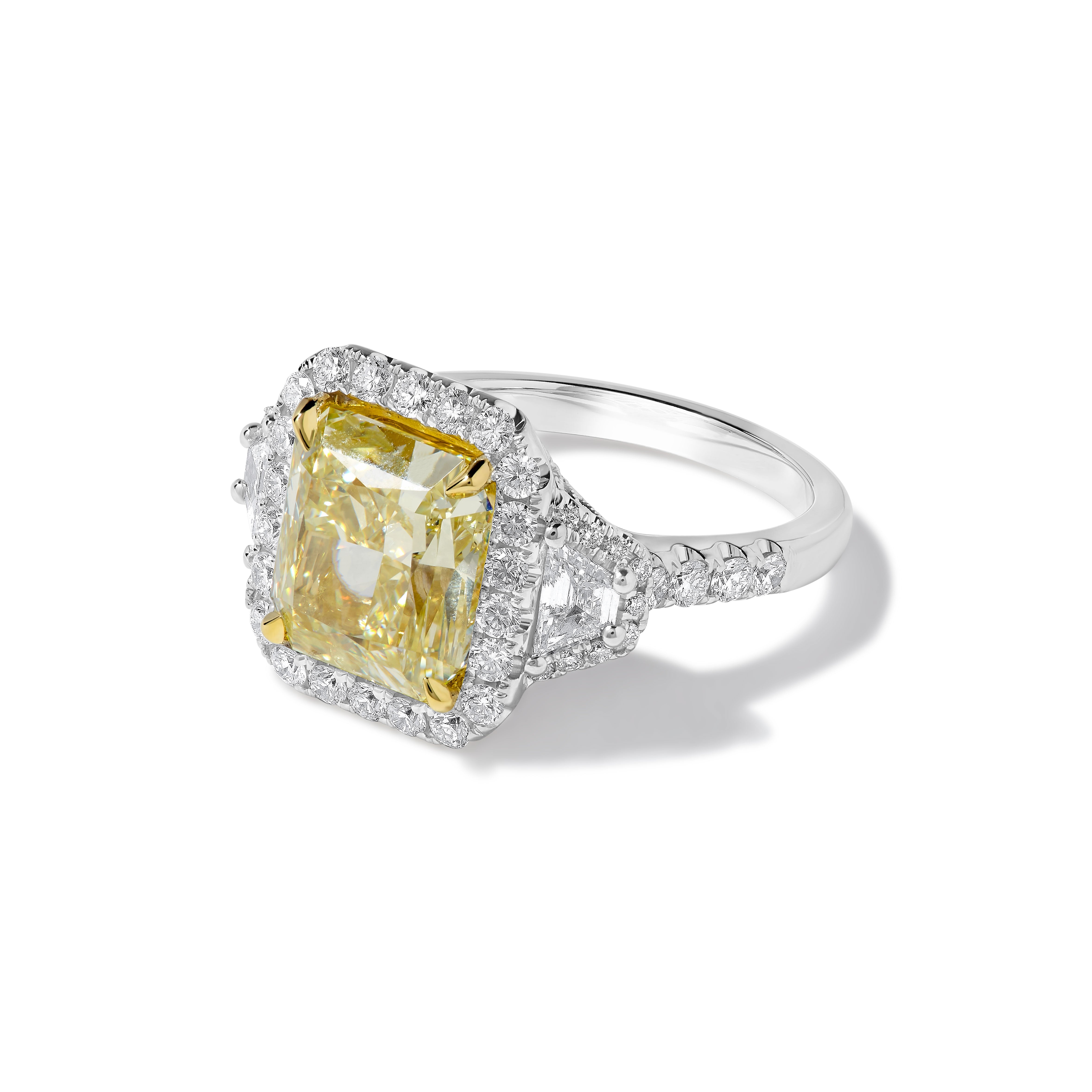 GIA Yellow Radiant Cut Diamond Ring JR5P10GH