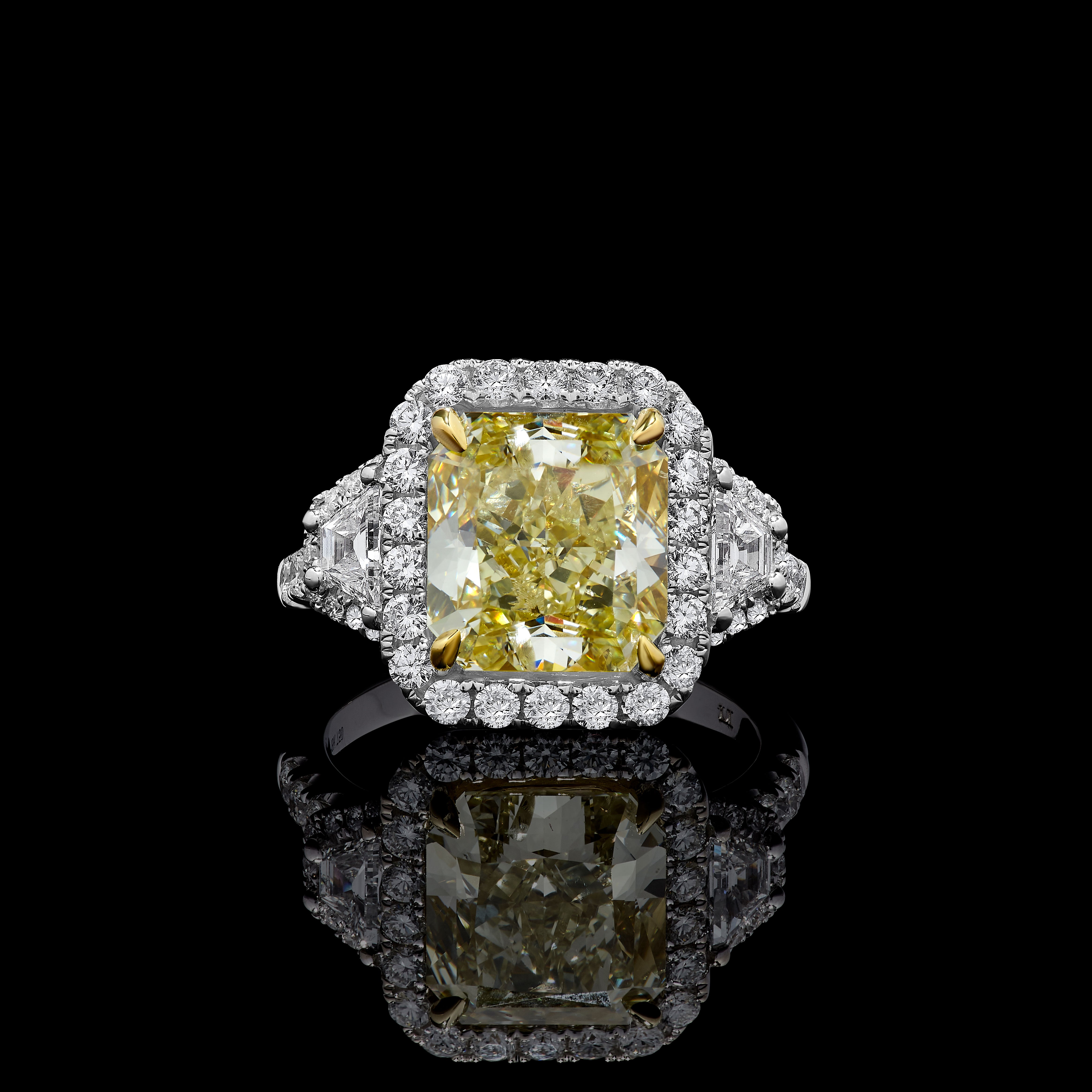 GIA Yellow Radiant Cut Diamond Ring JR5P10GH
