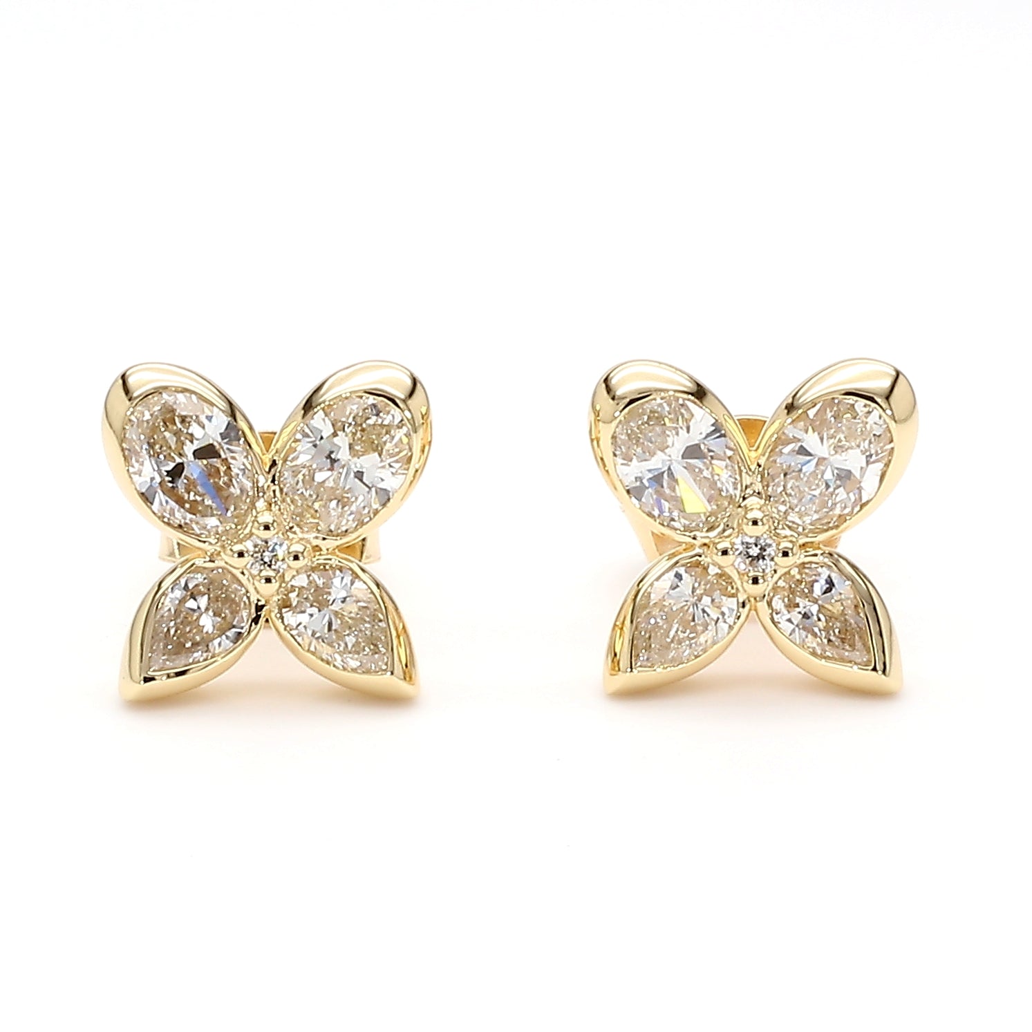 Natural White Oval Diamond Earring