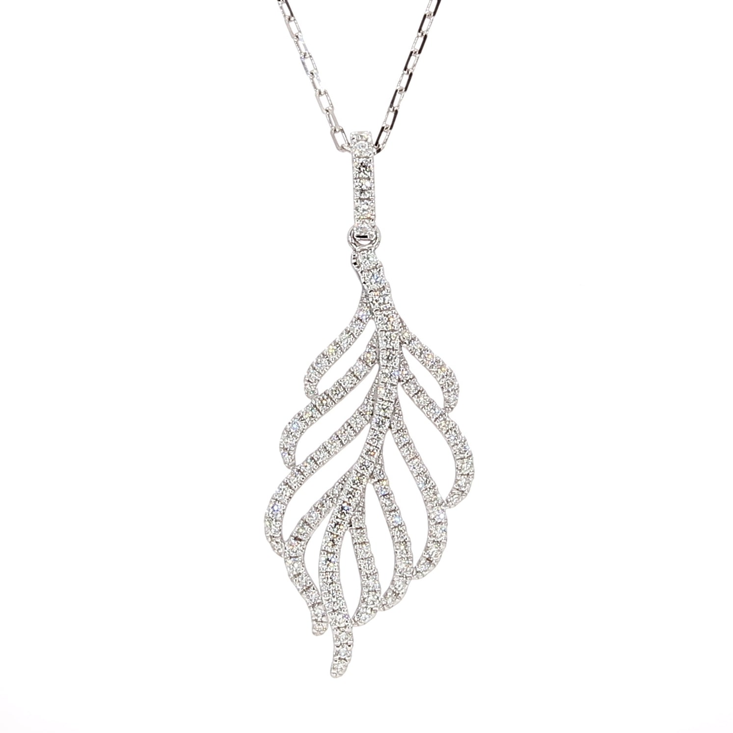 Natural Round Diamond Pendant