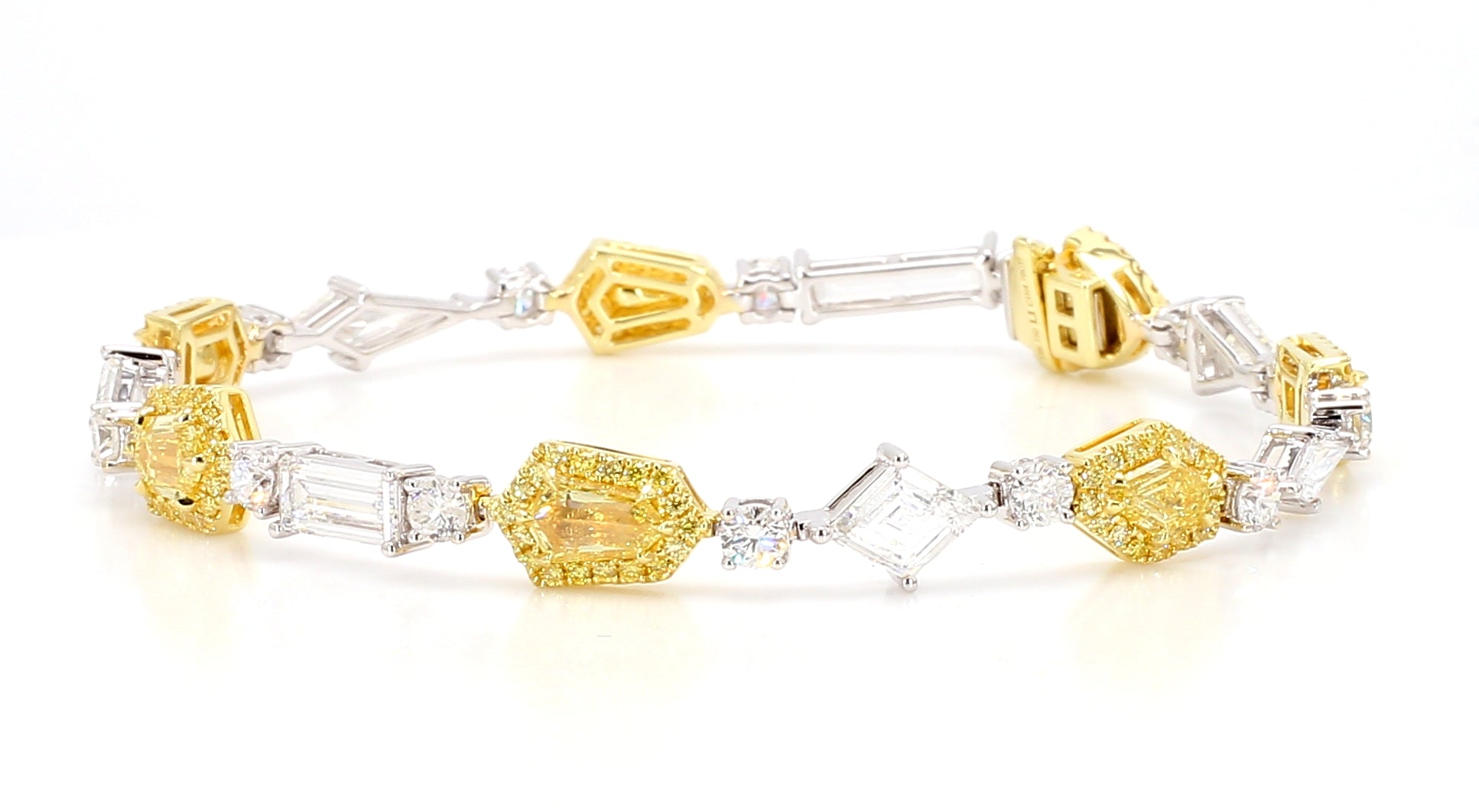 Natural White Diamond Bracelet Gia Certified