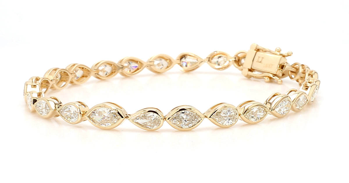 Natural White Pear Diamond Bracelet