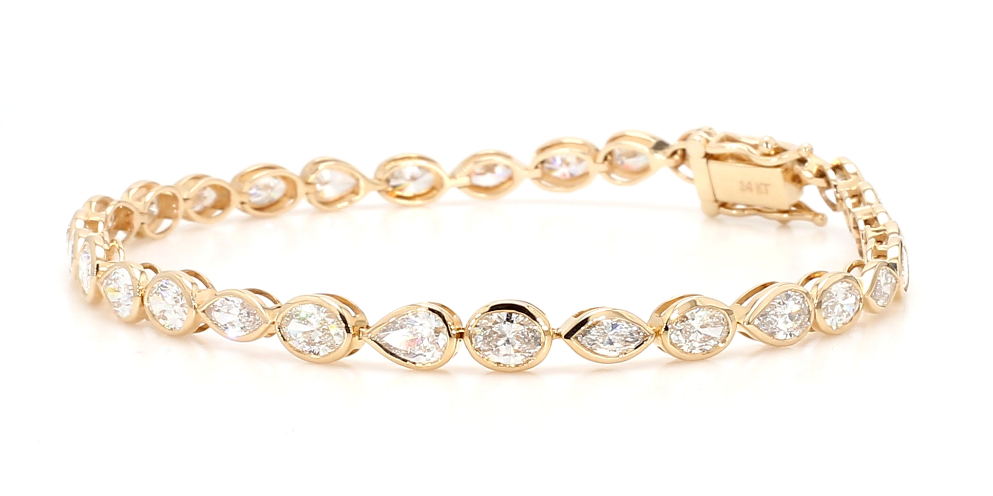 Natural White Oval Diamond Bracelet