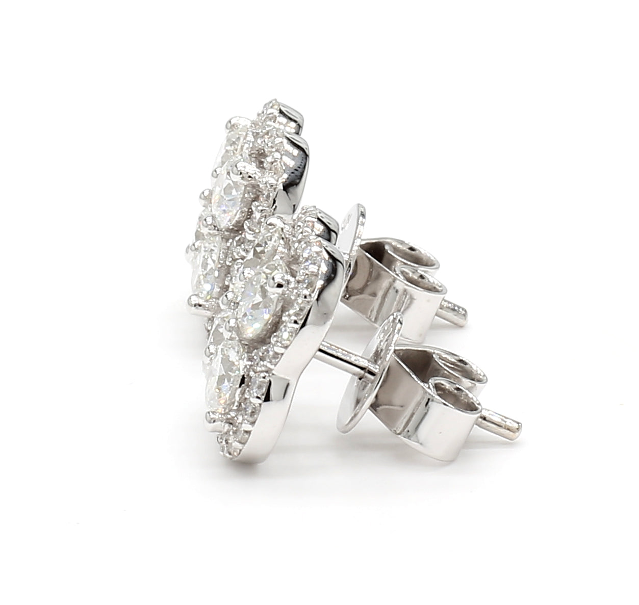 Natural White Round Diamond Earring product image 3