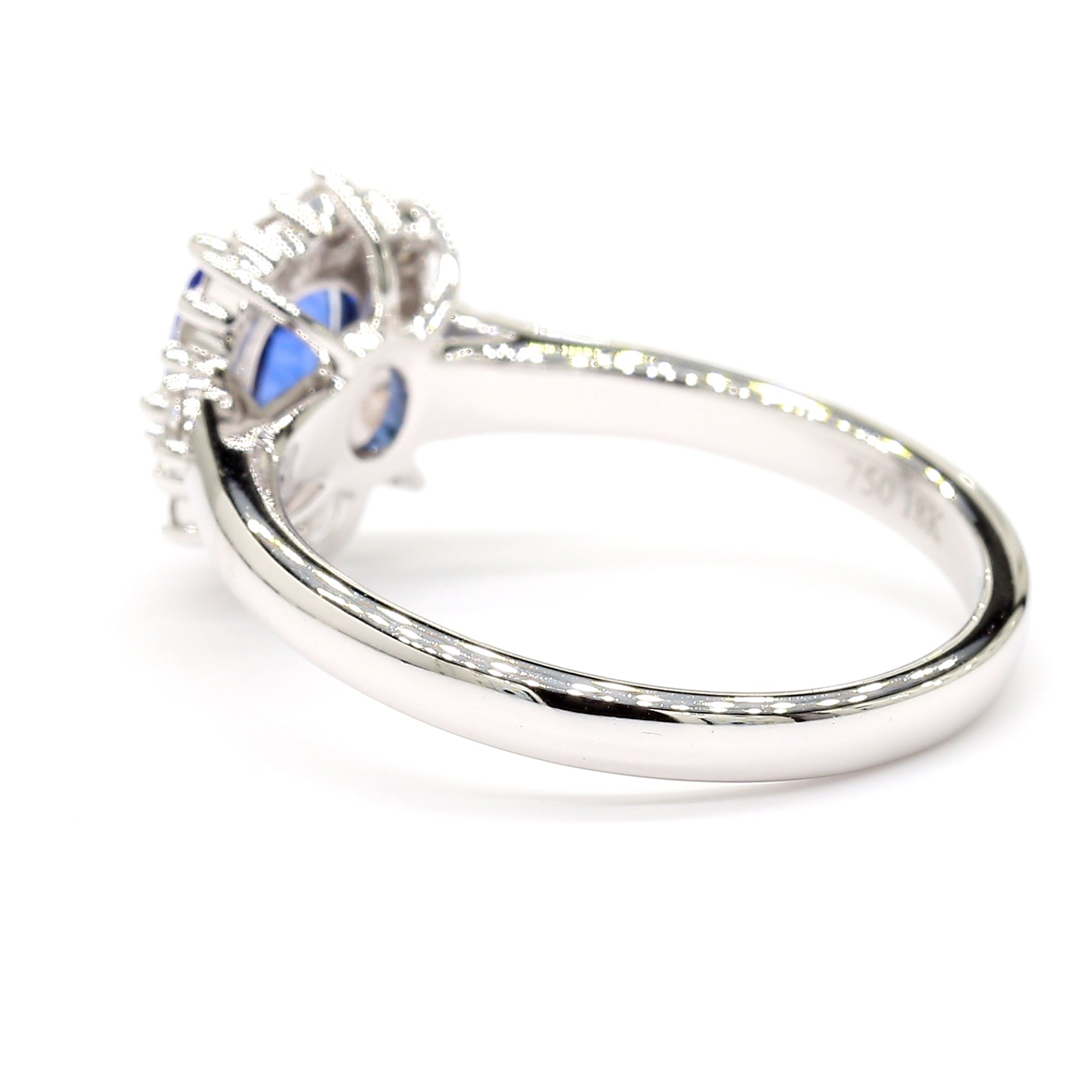 Natural Blue Oval Sapphire & White Diamond Ring product image 4