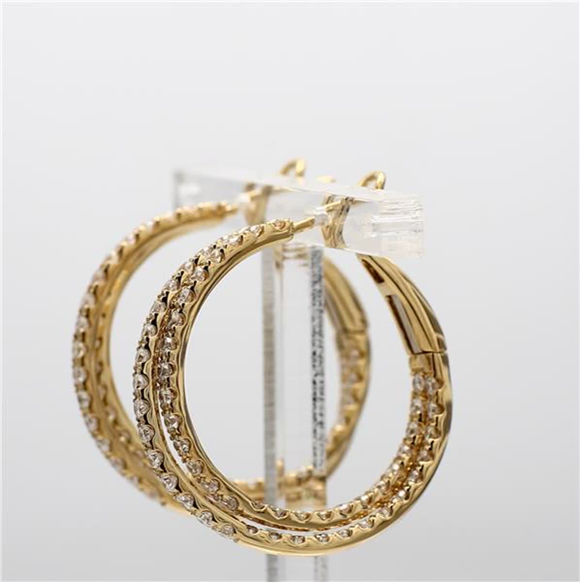 Natural White Round Diamond 2.62 Carat TW Yellow Gold Hoop Earrings