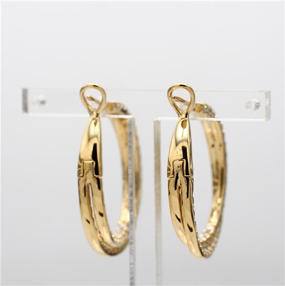 Natural White Round Diamond 2.62 Carat TW Yellow Gold Hoop Earrings