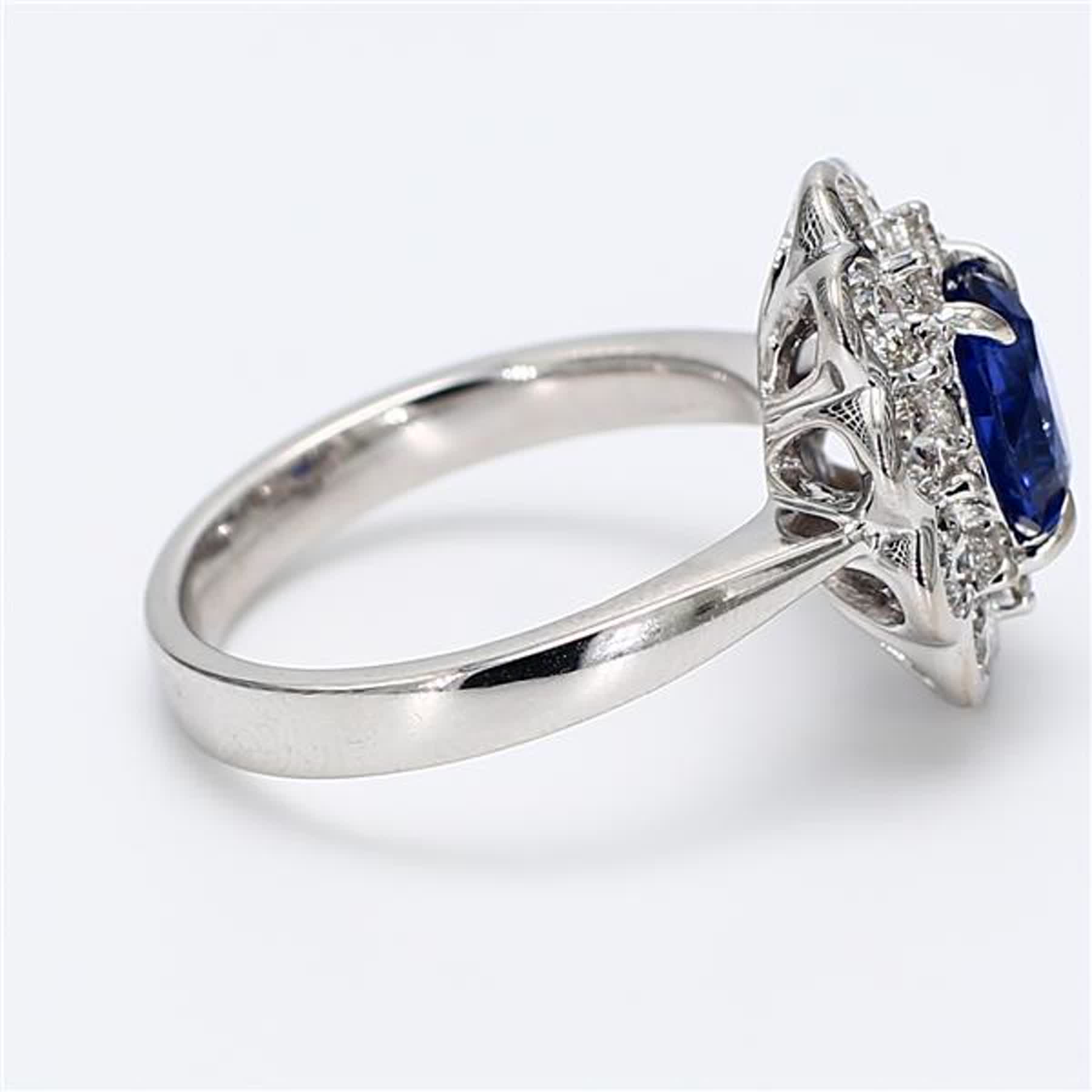 Natural Blue Oval Sapphire and White Diamond 2.86 Carat TW Gold Cocktail Ring