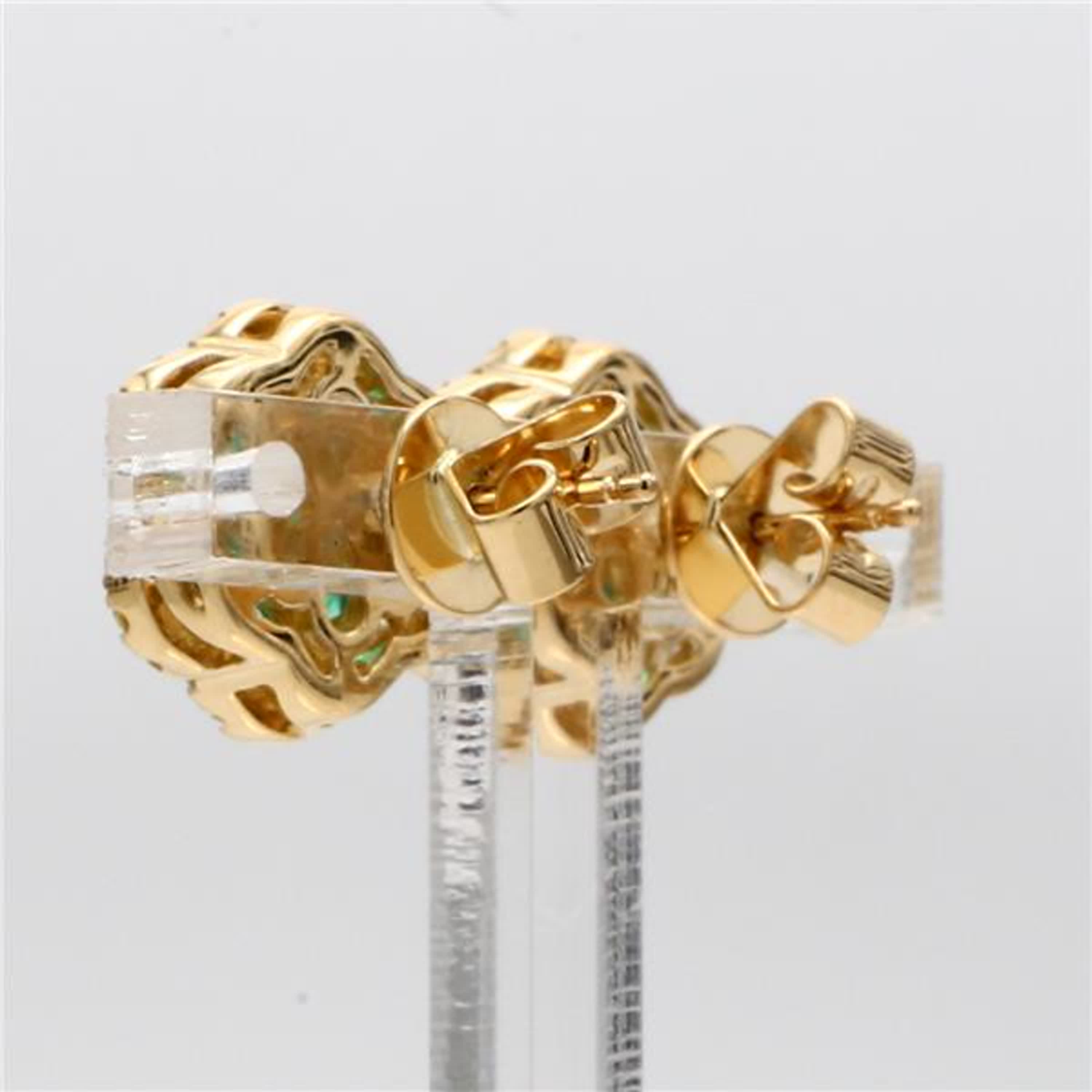 Natural Round Emerald and Yellow Diamond 1.56 Carat TW Yellow Gold Stud Earrings