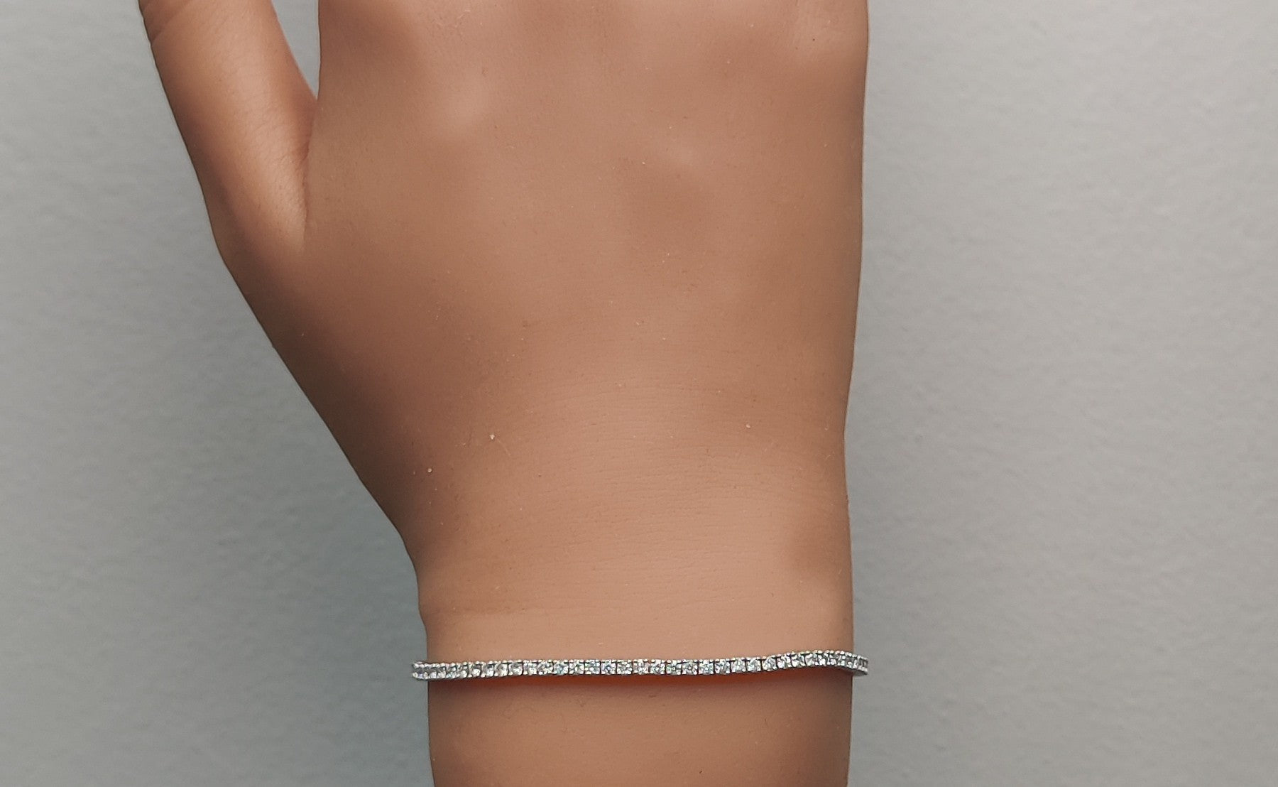 Natural White Round Diamond Bracelet