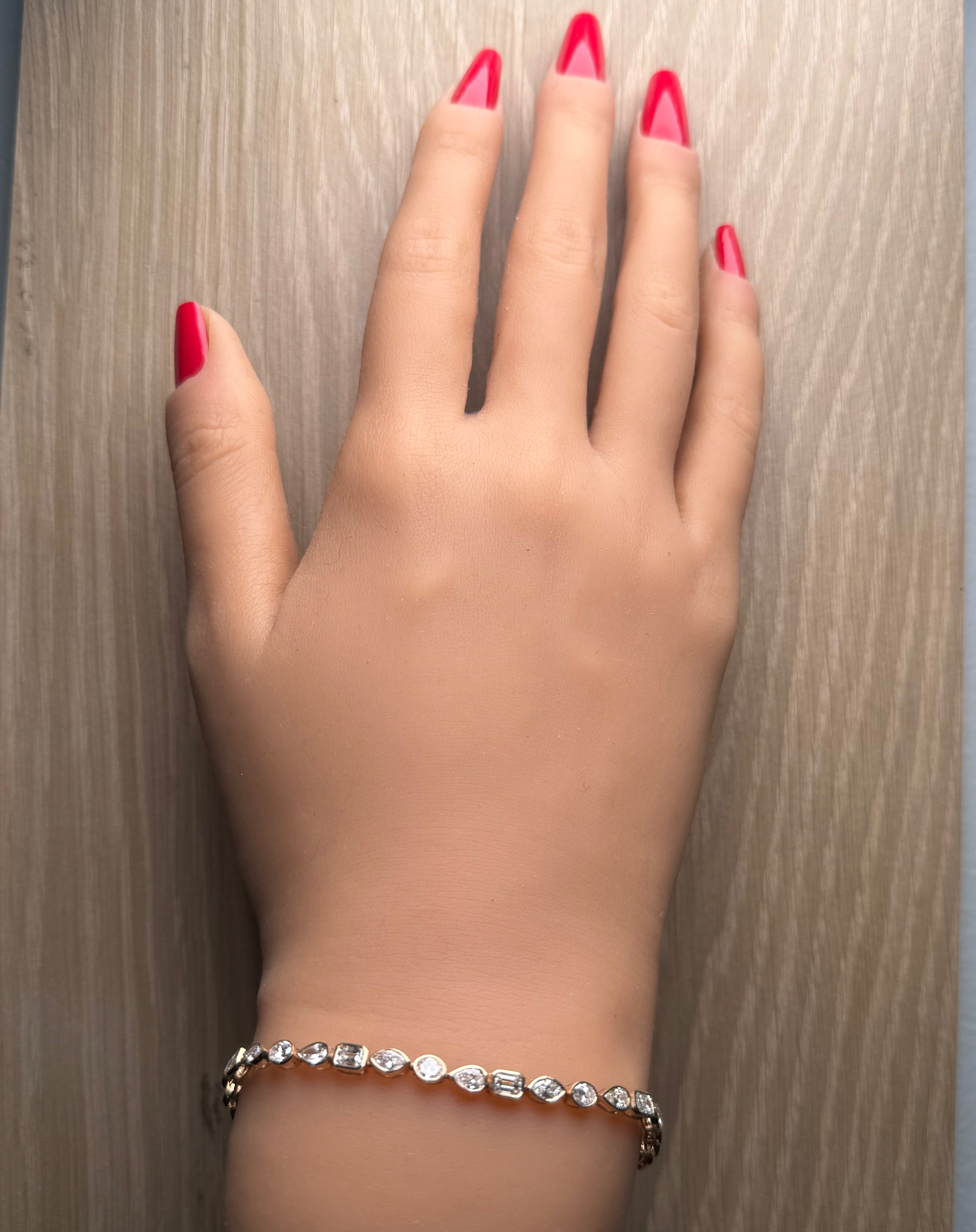 Natural White Emerald Diamond Bracelet