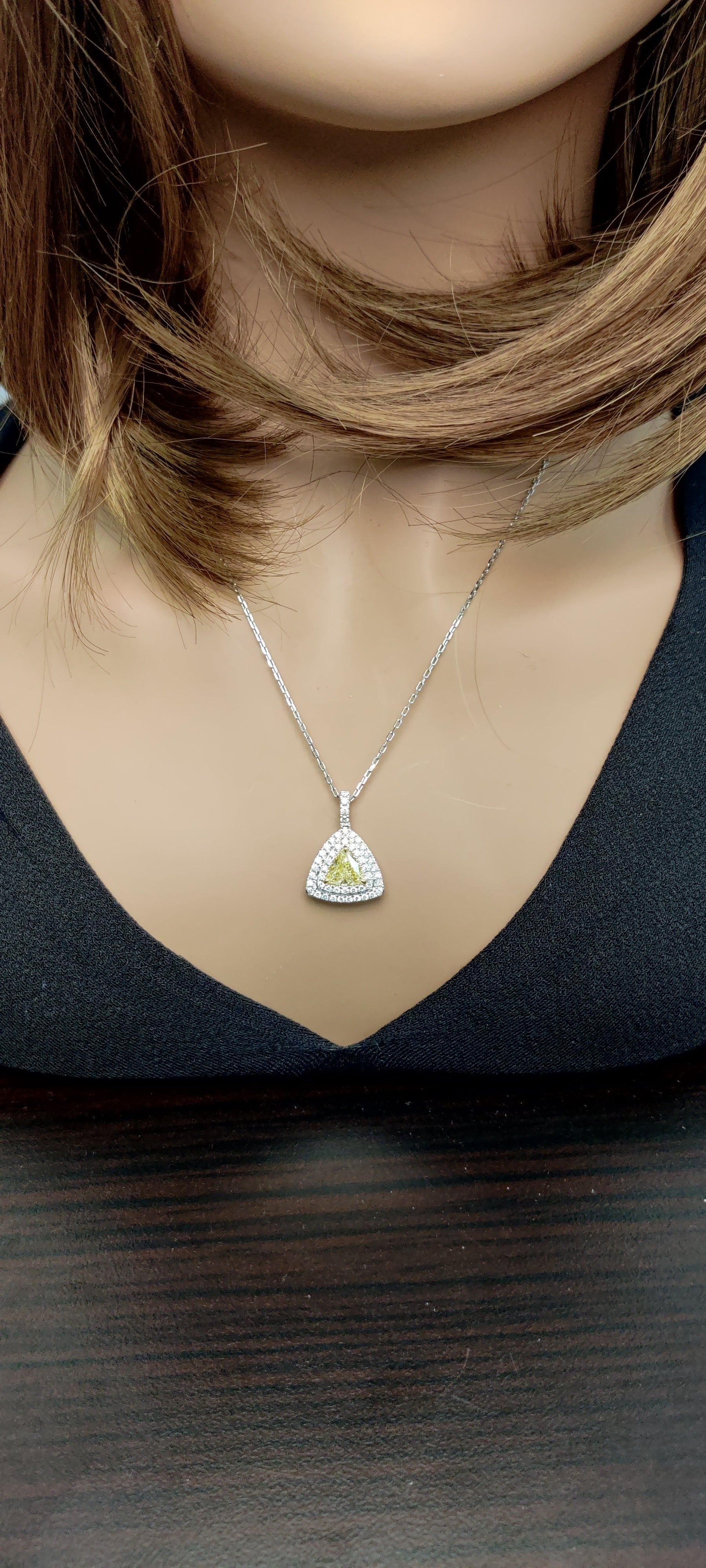 Natural Yellow Trillion Diamond Pendant GIA Certified product image 5