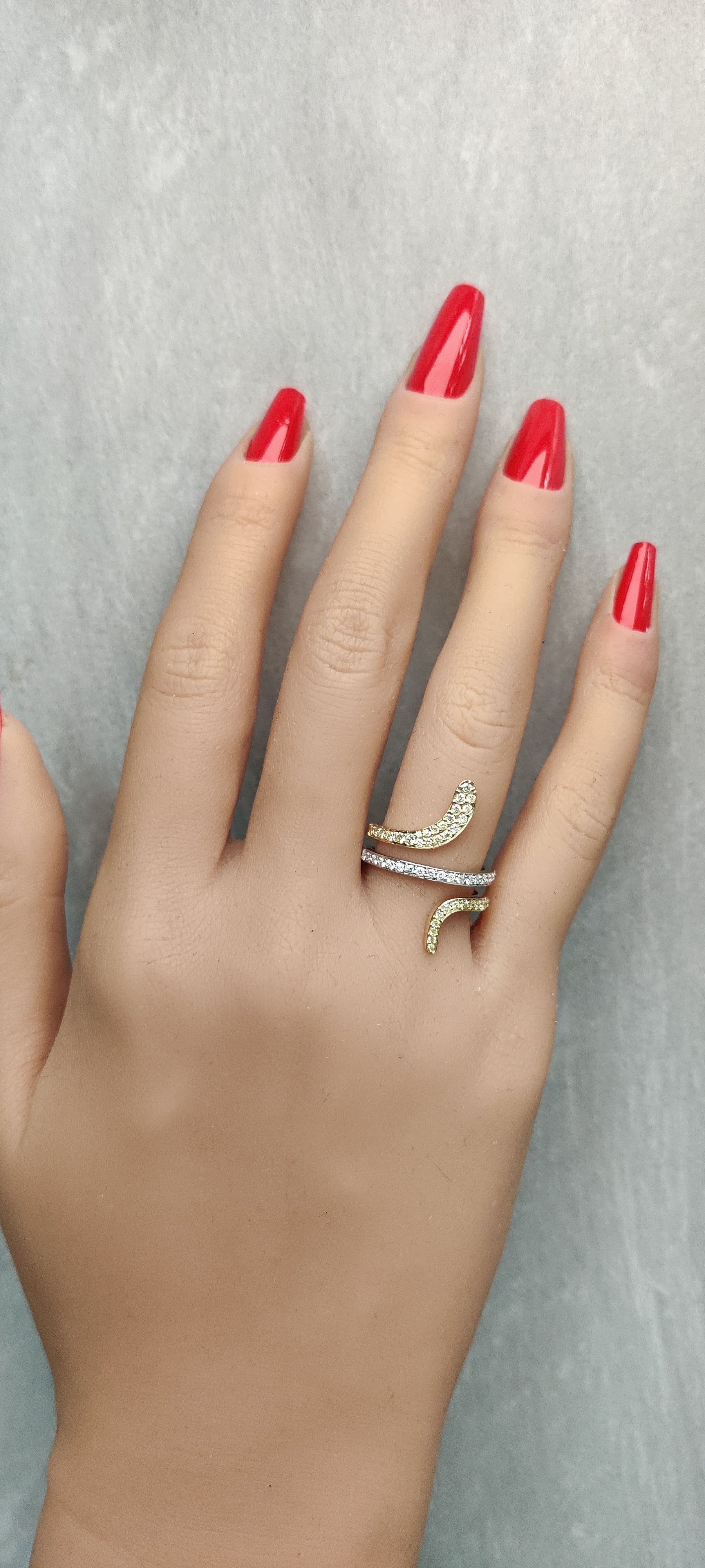 Natural Yellow Round Diamond Ring