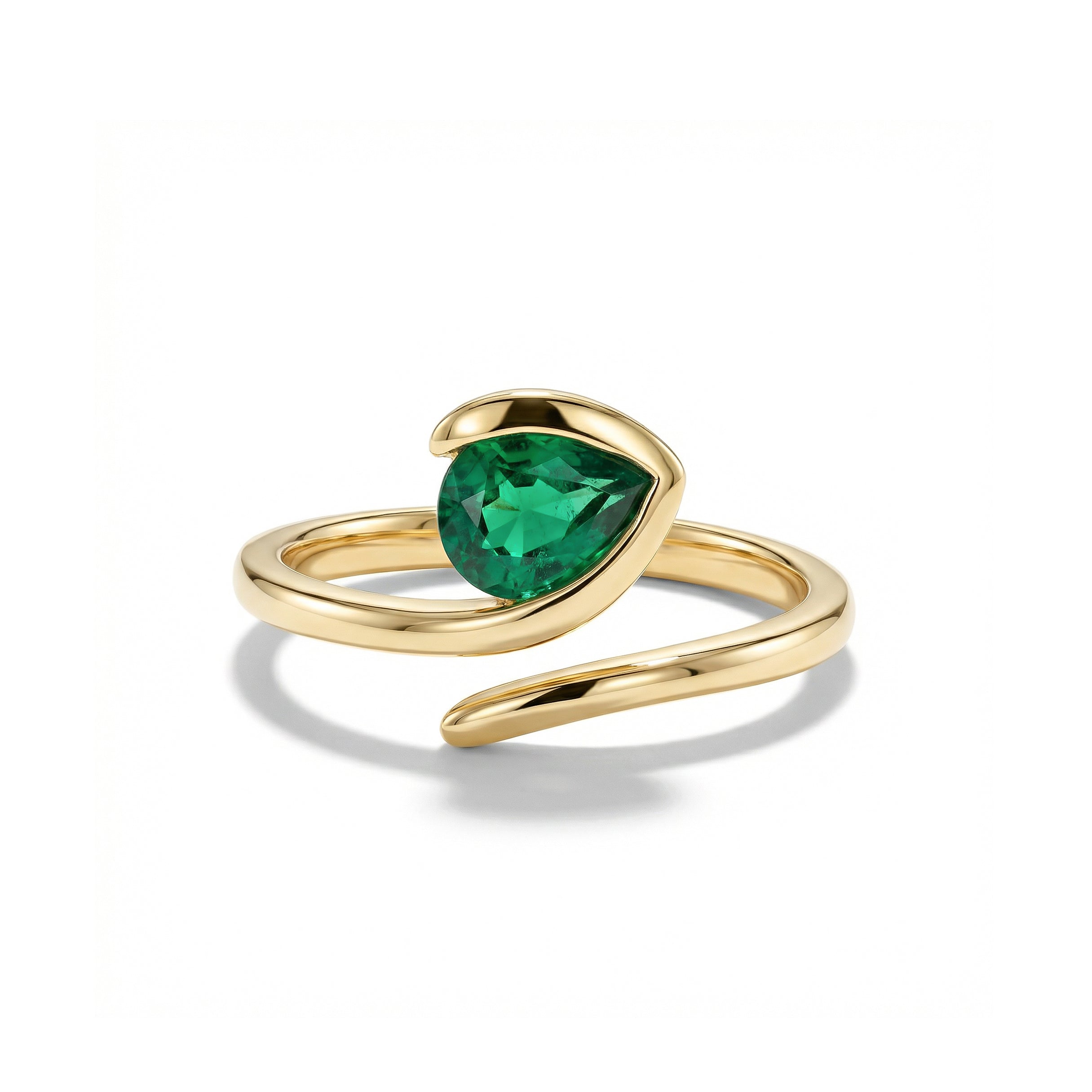 Natural Pear Emerald Ring product image 1