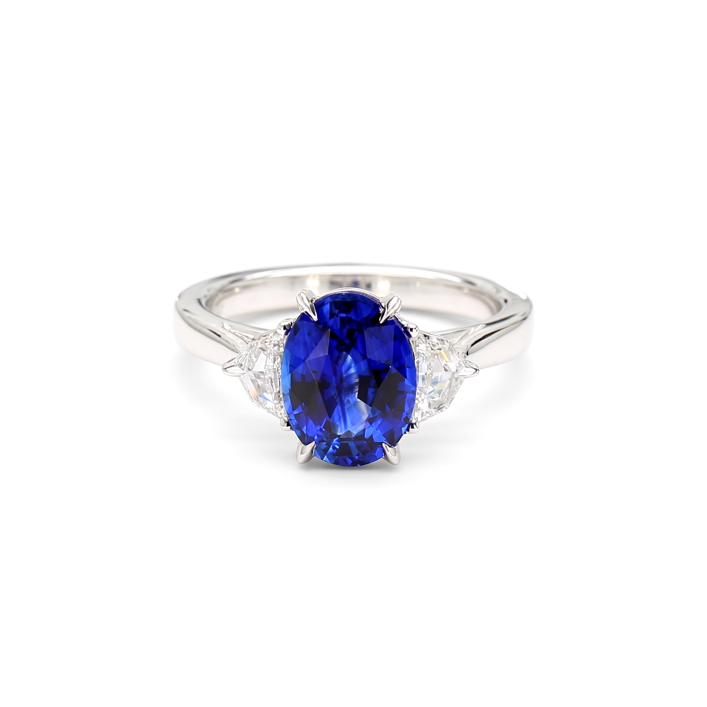Natural Blue Oval Sapphire & White Diamond Ring | GIA Certified