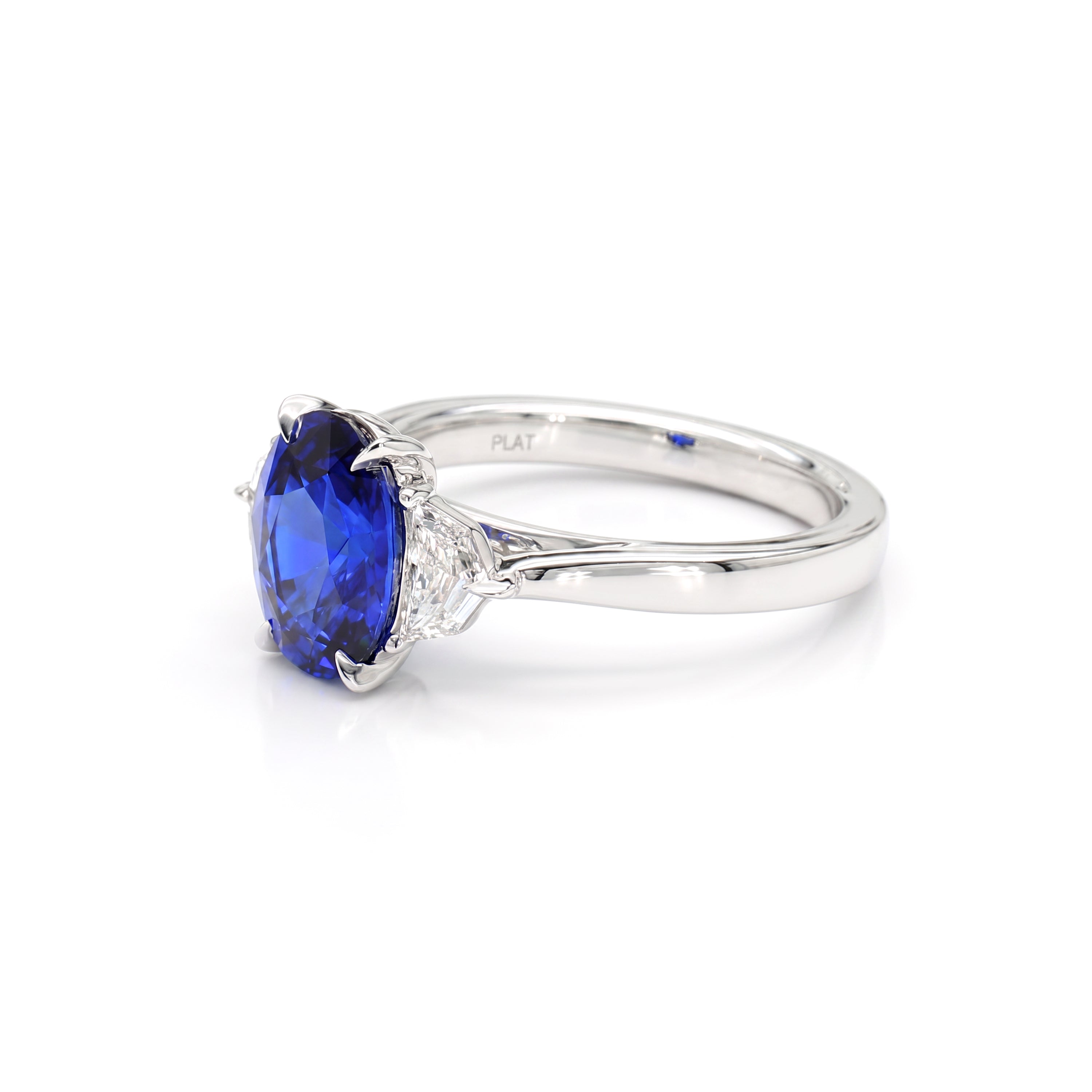 Natural Blue Oval Sapphire & White Diamond Ring | GIA Certified