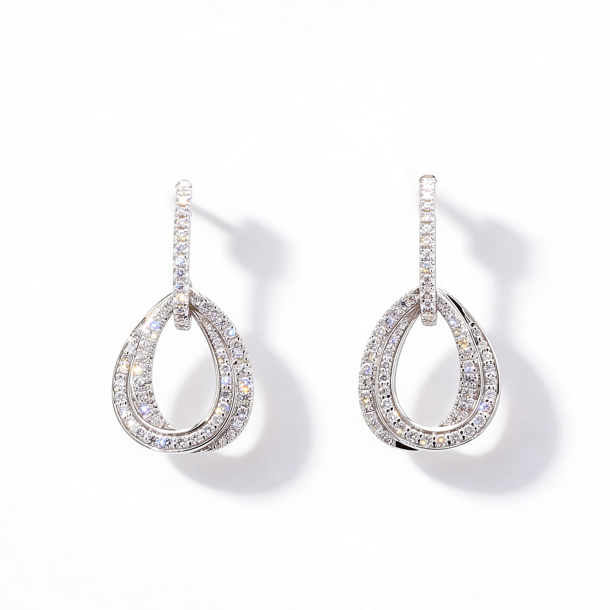 Natural White Round Diamond Earring product image 1