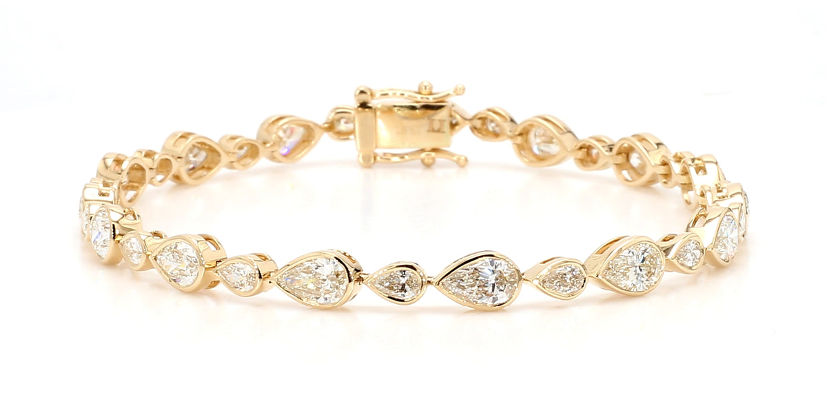 Natural White Pear Diamond Bracelet