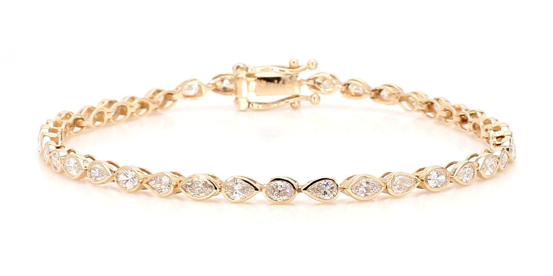 Natural White Pear Diamond Bracelet