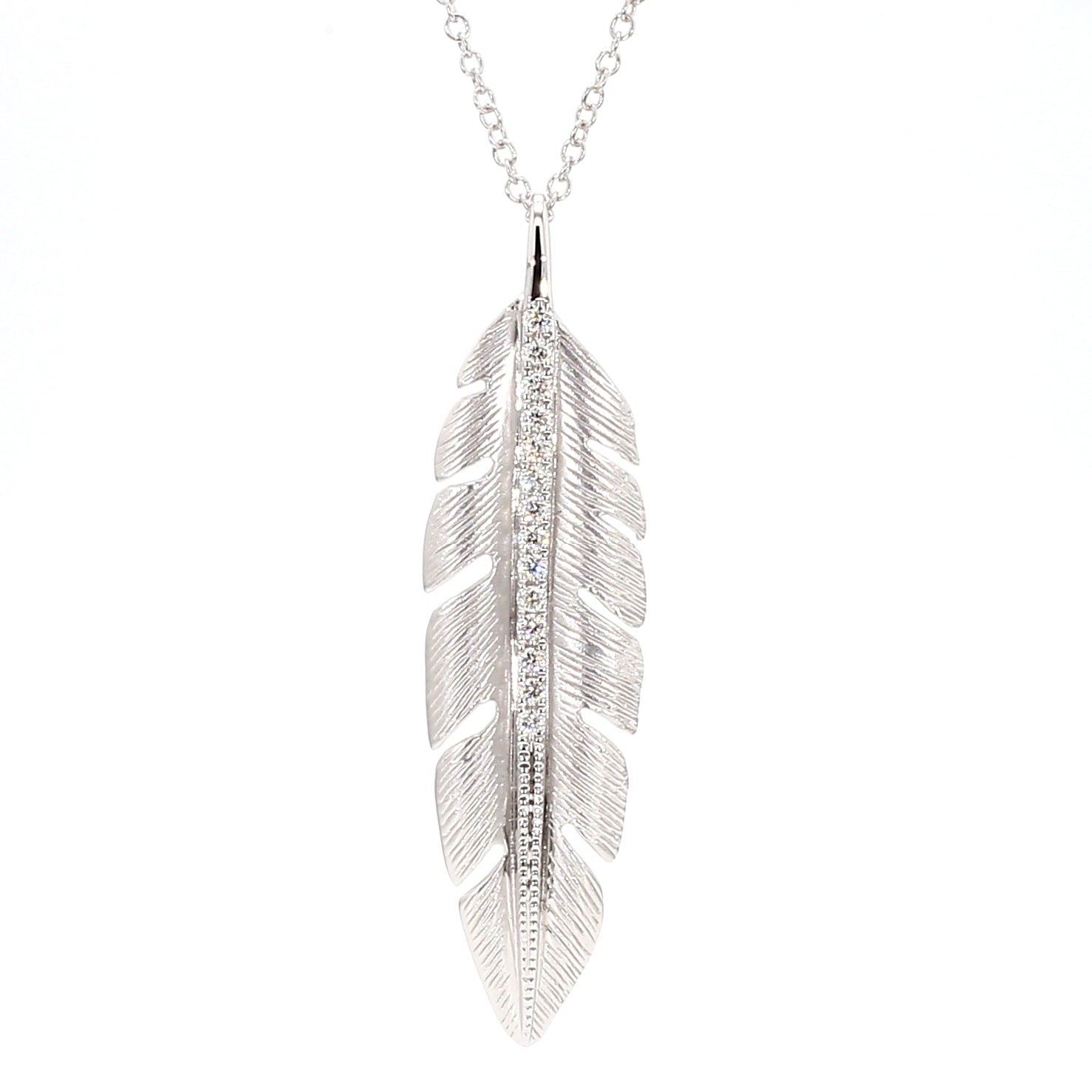 Natural White Round Diamond Necklace
