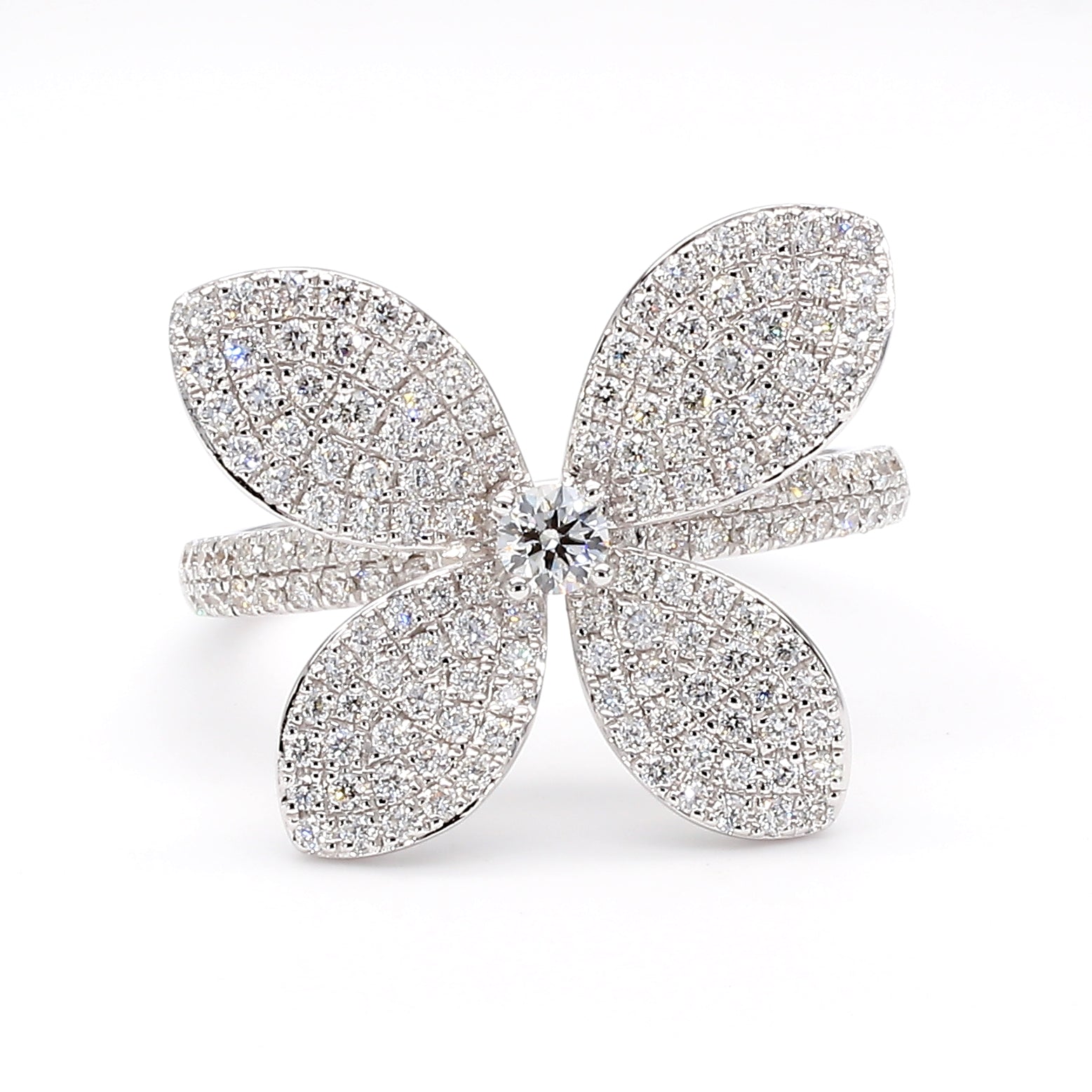 Natural White Round Diamond Ring