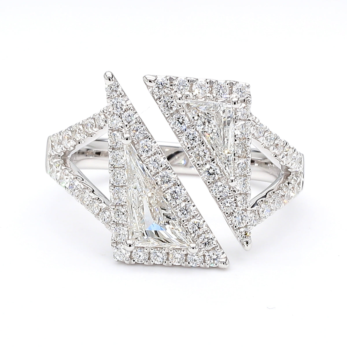 Natural White Kite Diamond Ring | GIA Certified