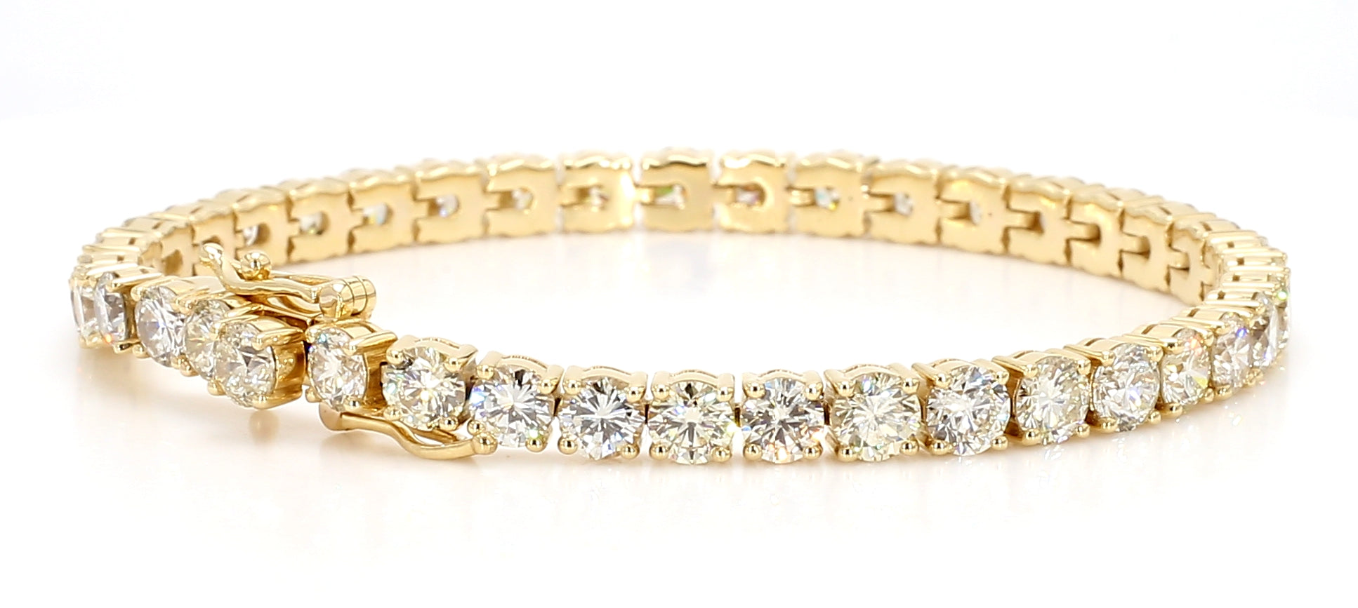 Natural White Round Diamond Bracelet