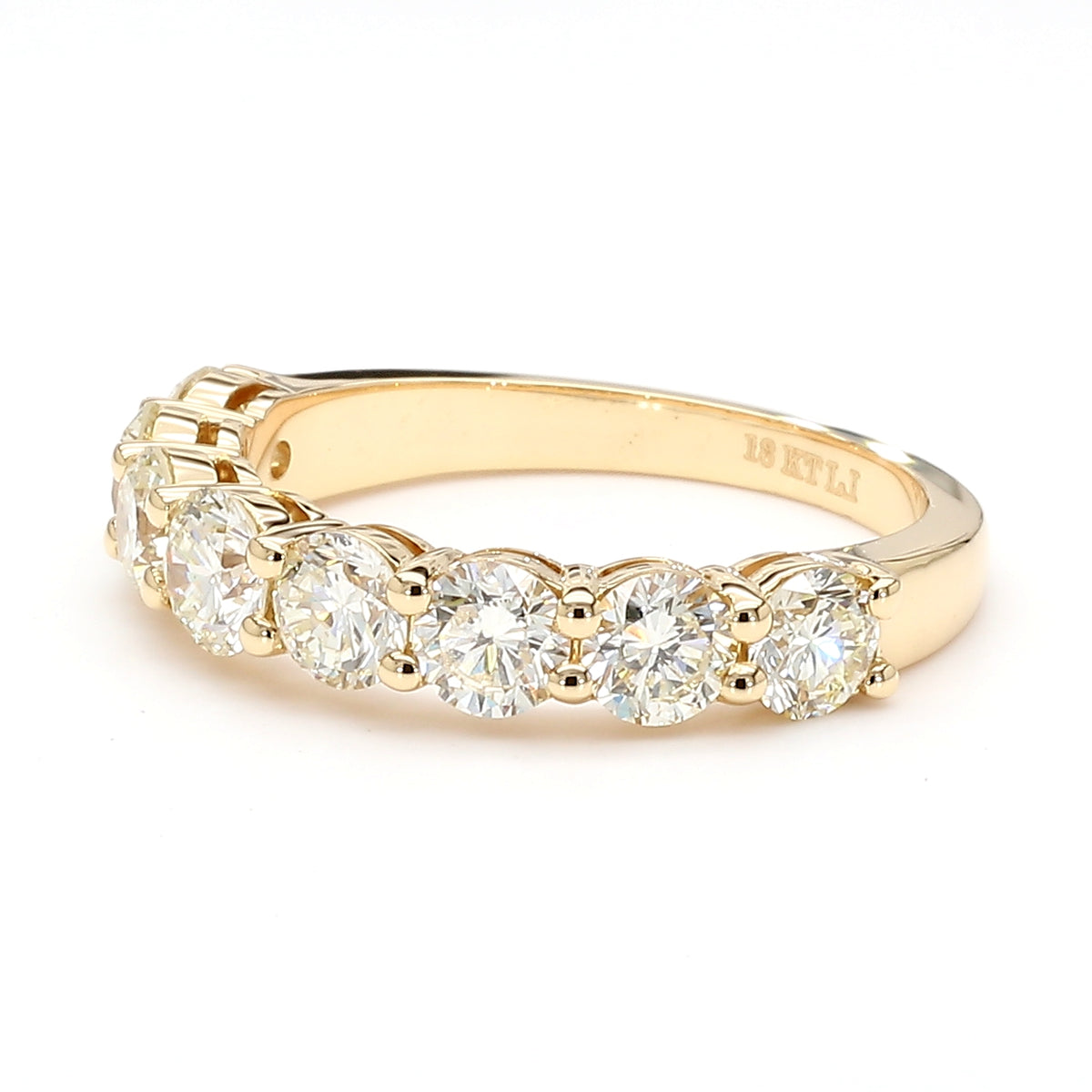 Natural White Round Diamond Ring