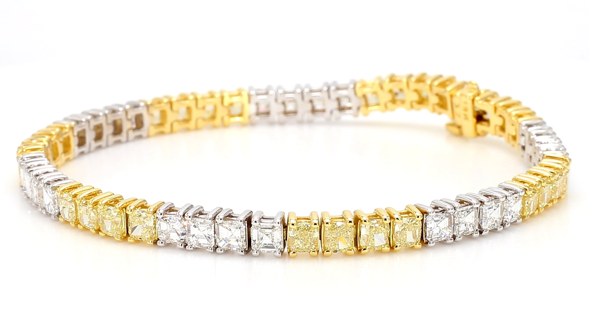 Natural Yellow Cushion Diamond Bracelet product image 2