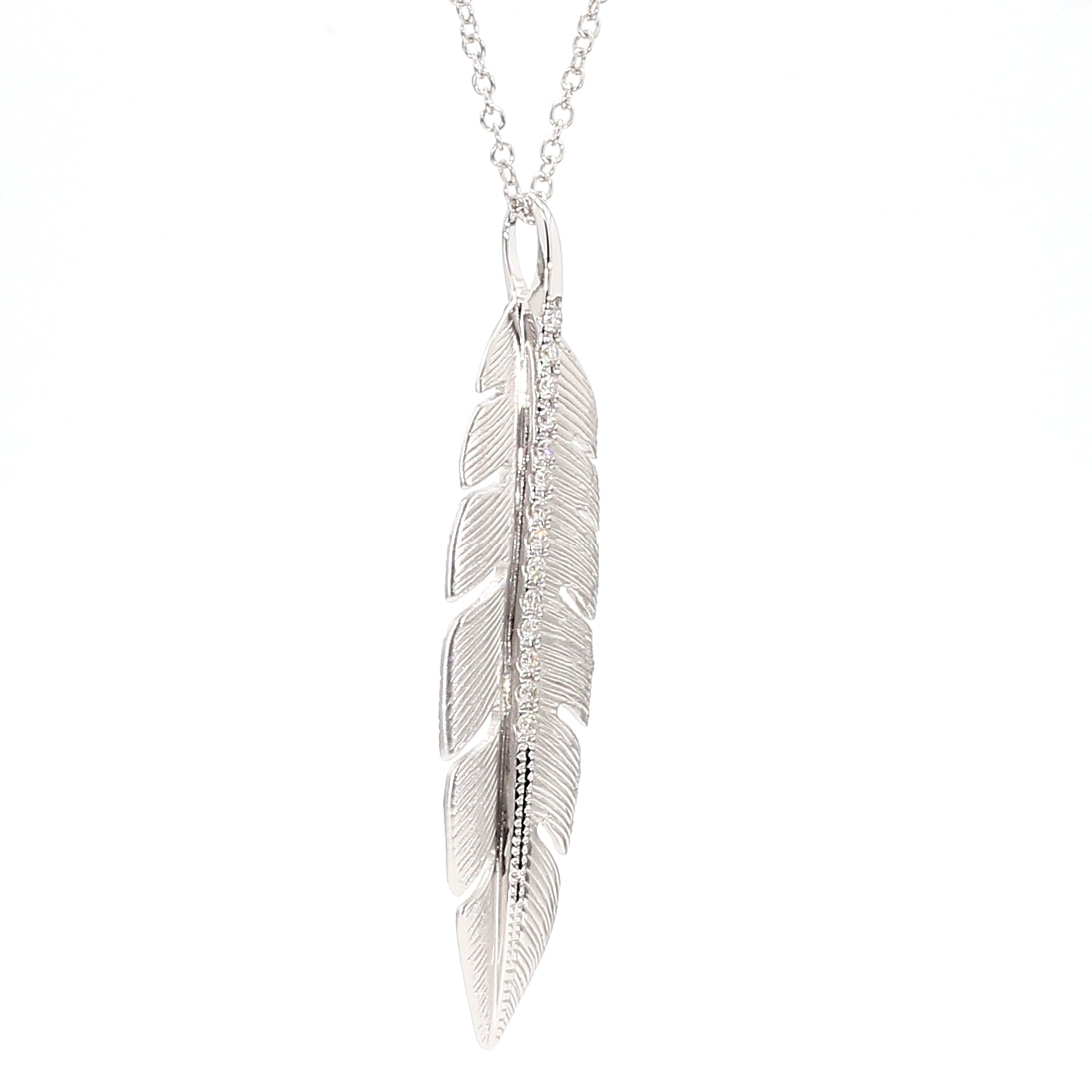 Natural White Round Diamond Necklace