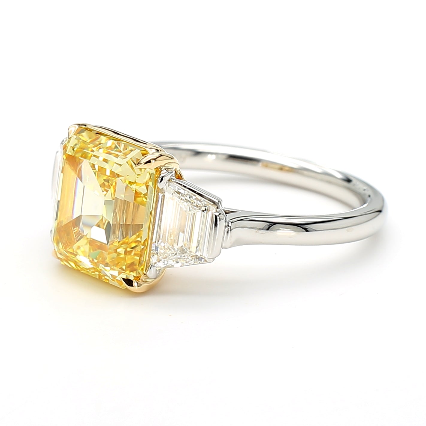 Natural Yellow Emerald Diamond Ring GIA Certified product image 2