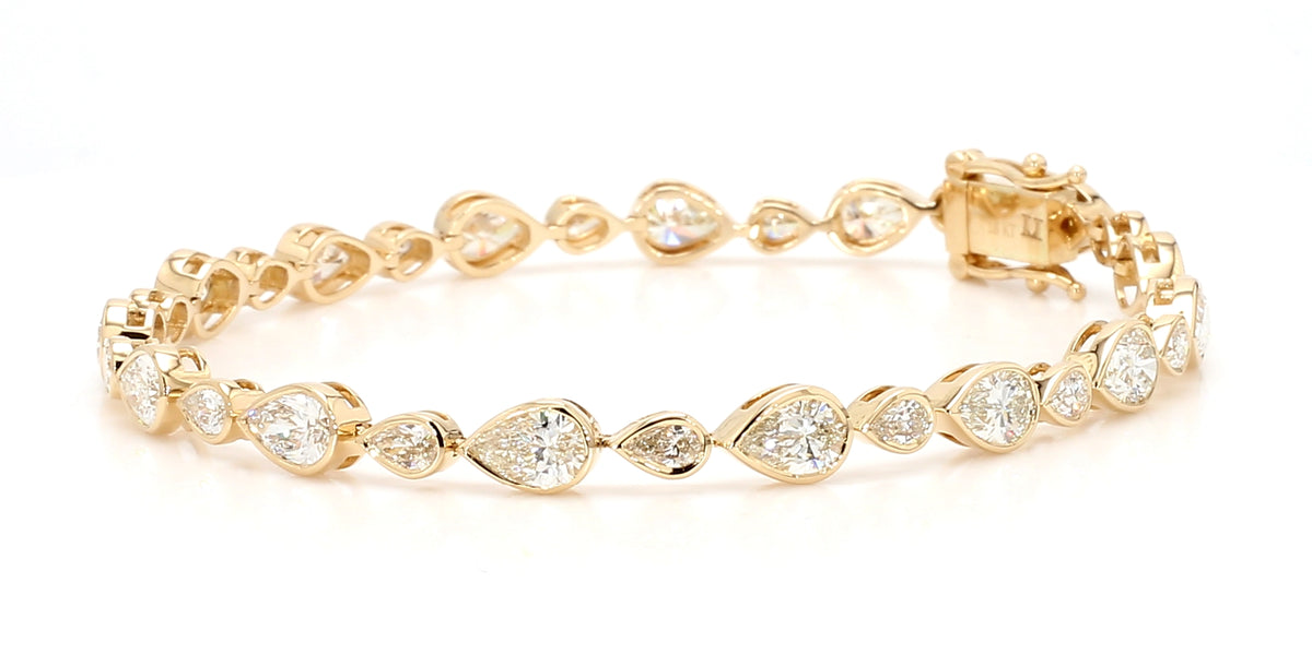 Natural White Pear Diamond Bracelet