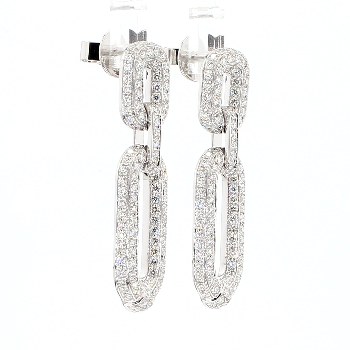 Natural White Round Diamond Earring