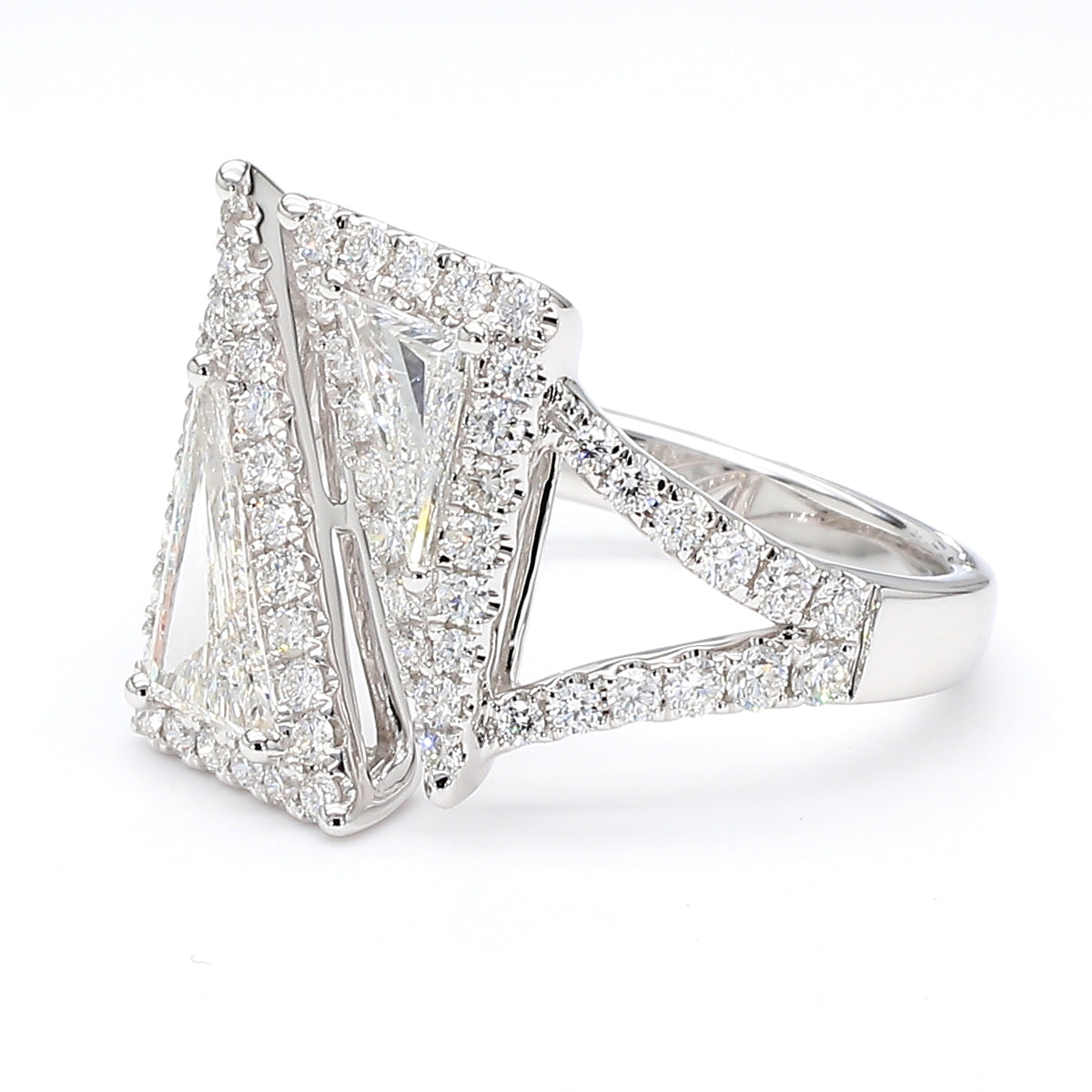 Natural White Kite Diamond Ring | GIA Certified