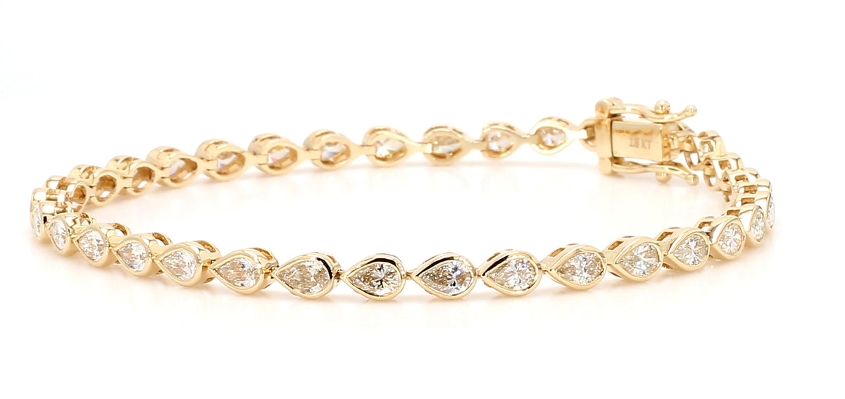 Natural White Pear Diamond Bracelet