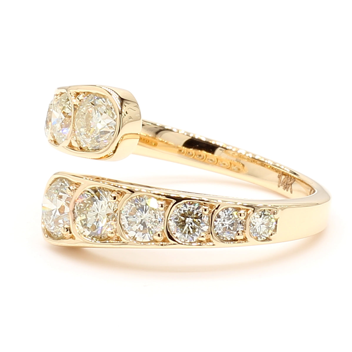 Natural White Round Diamond Ring