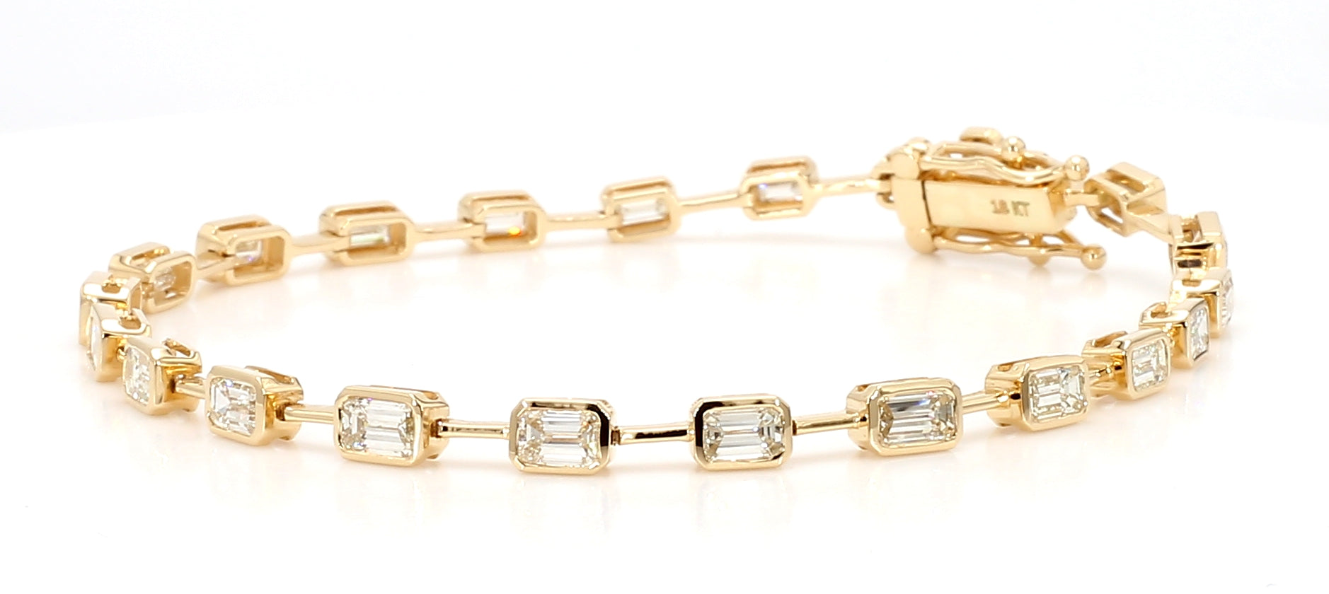 Natural White Emerald Diamond Bracelet