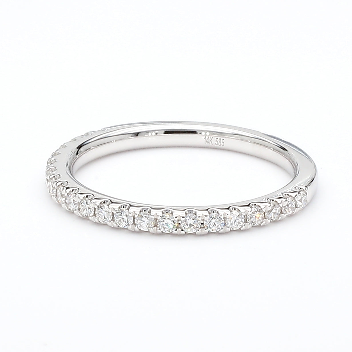 Natural White Round Diamond Ring