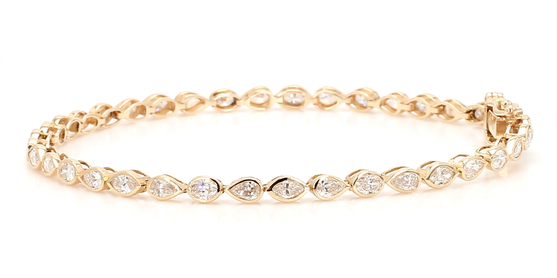 Natural White Pear Diamond Bracelet