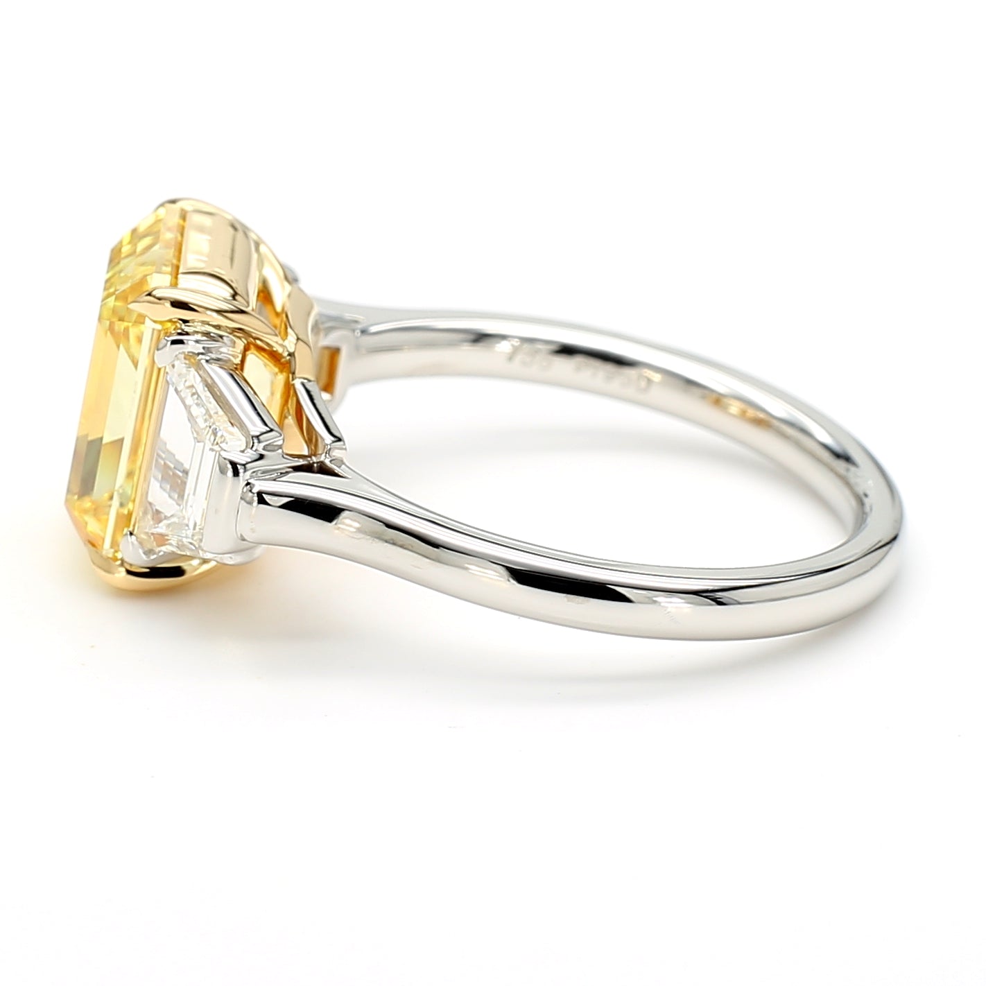 Natural Yellow Emerald Diamond Ring GIA Certified product image 3
