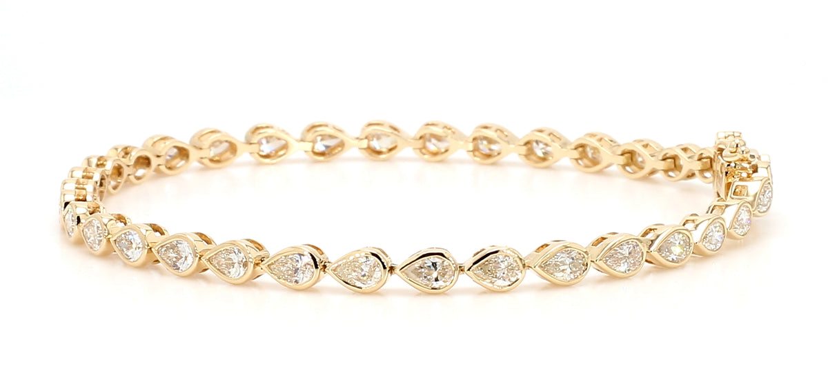 Natural White Pear Diamond Bracelet