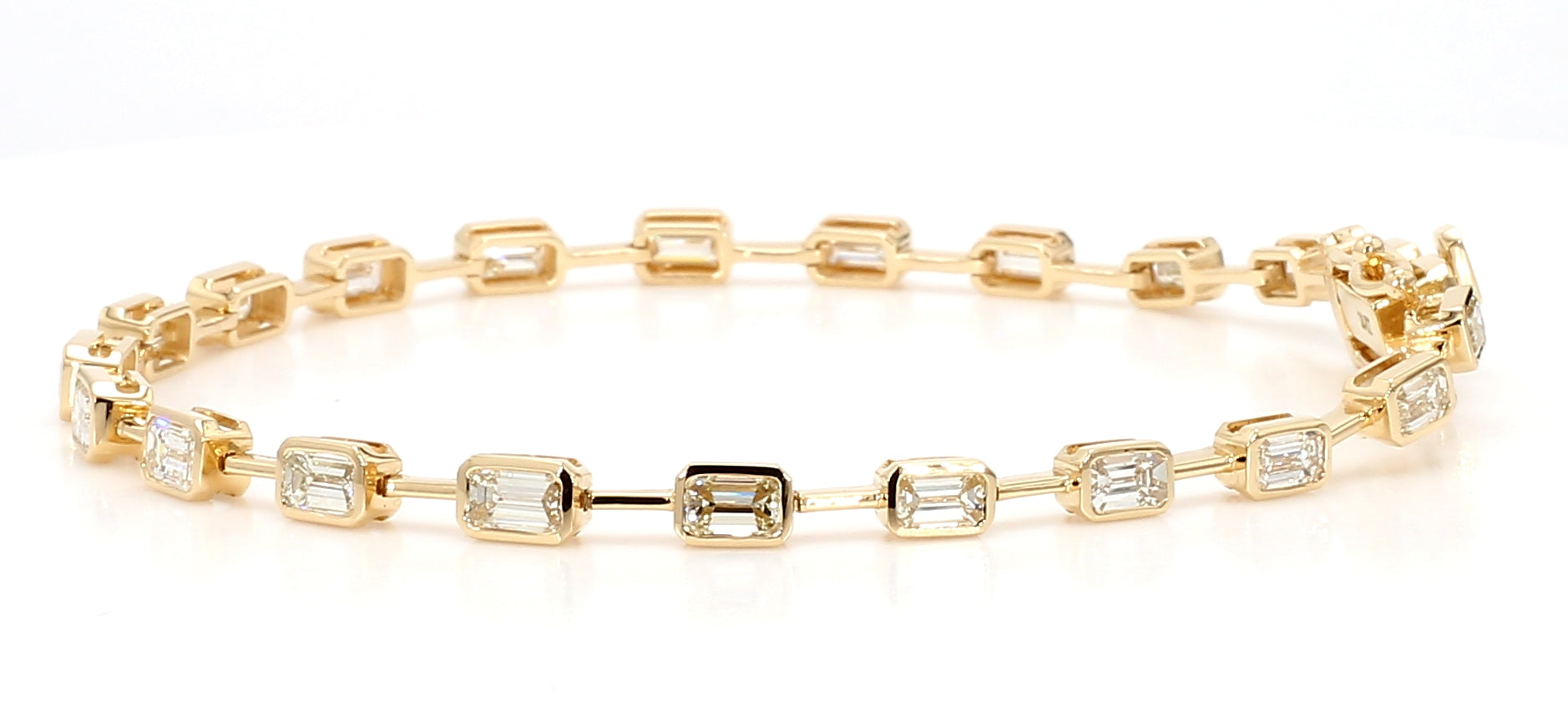 Natural White Emerald Diamond Bracelet