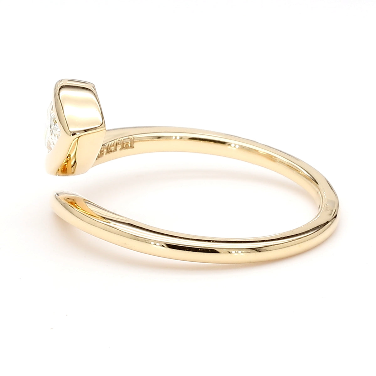 Natural White Pear Diamond Ring